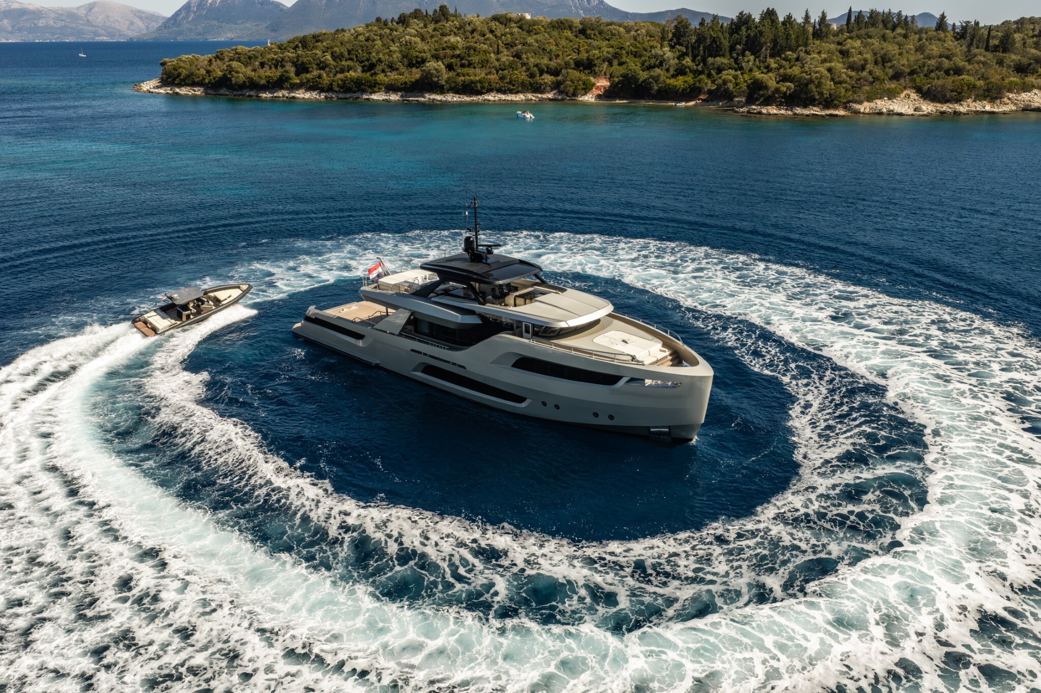 LADY FLEUR motor yacht for Sale by Fraser Yachts, built by HOLTERMAN SHIPYARD