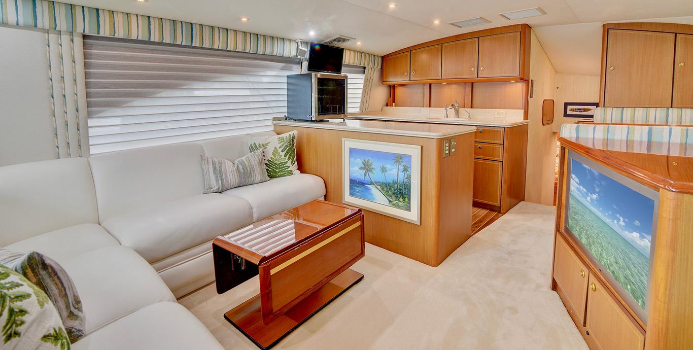 Aboard DOUBLE DE a 50ft (15.37m) luxury motor yacht , built by OCEAN   in 2006