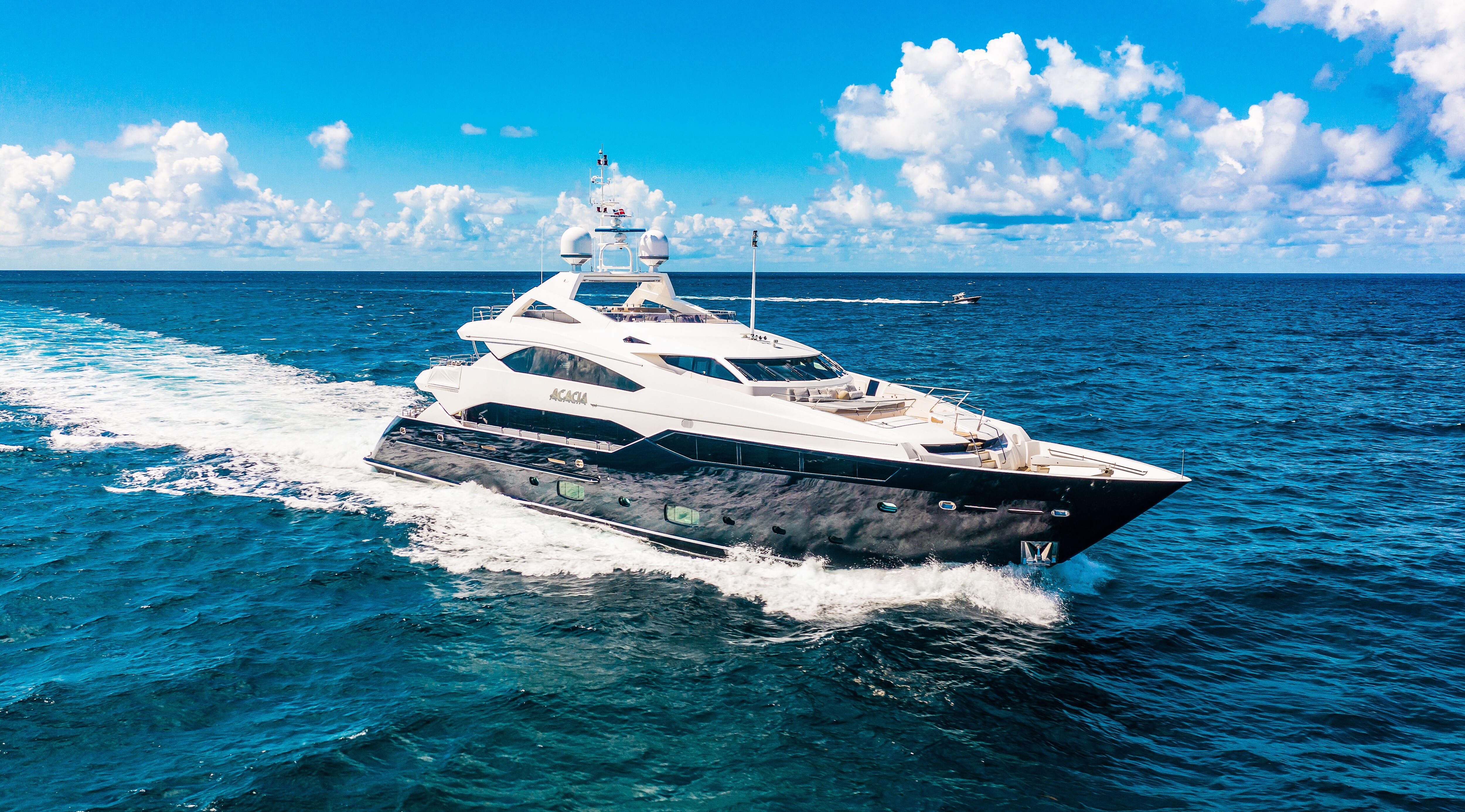 Aboard ACACIA a 131ft (40.03m) luxury motor yacht for Sale & Charter available with Fraser Yachts, built by SUNSEEKER in 2011