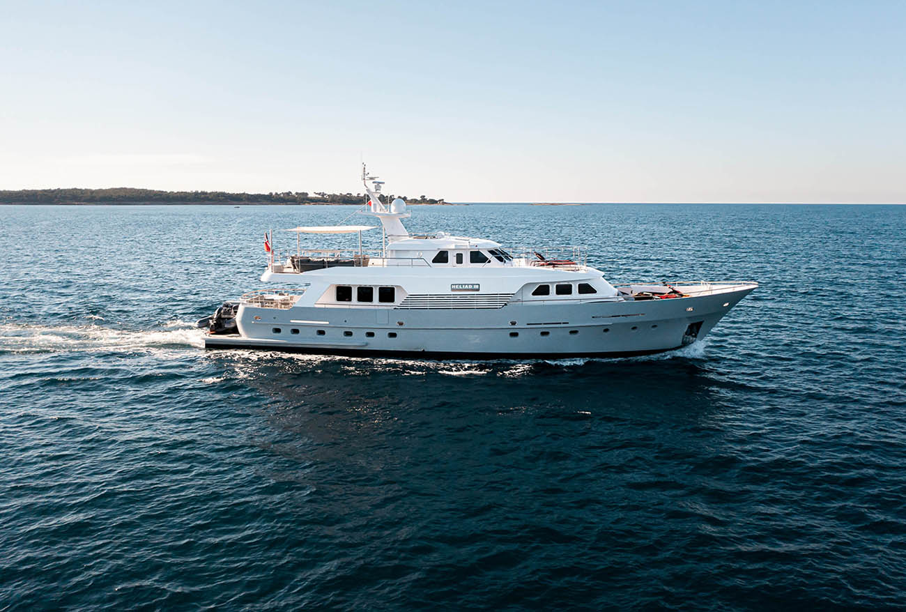 Aboard HELIAD III a 91ft (27.85m) luxury motor yacht for Sale & Charter available with Fraser Yachts, built by LYNX YACHTS in 2020