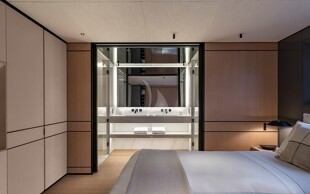 https://media.fraseryachts.com/Yachts/Y232673/images/yachtfolio/ace-twin-cabin-convertible-to-double_310670-yrpiT2Hh.jpg?vh=f9f7d7&w=310