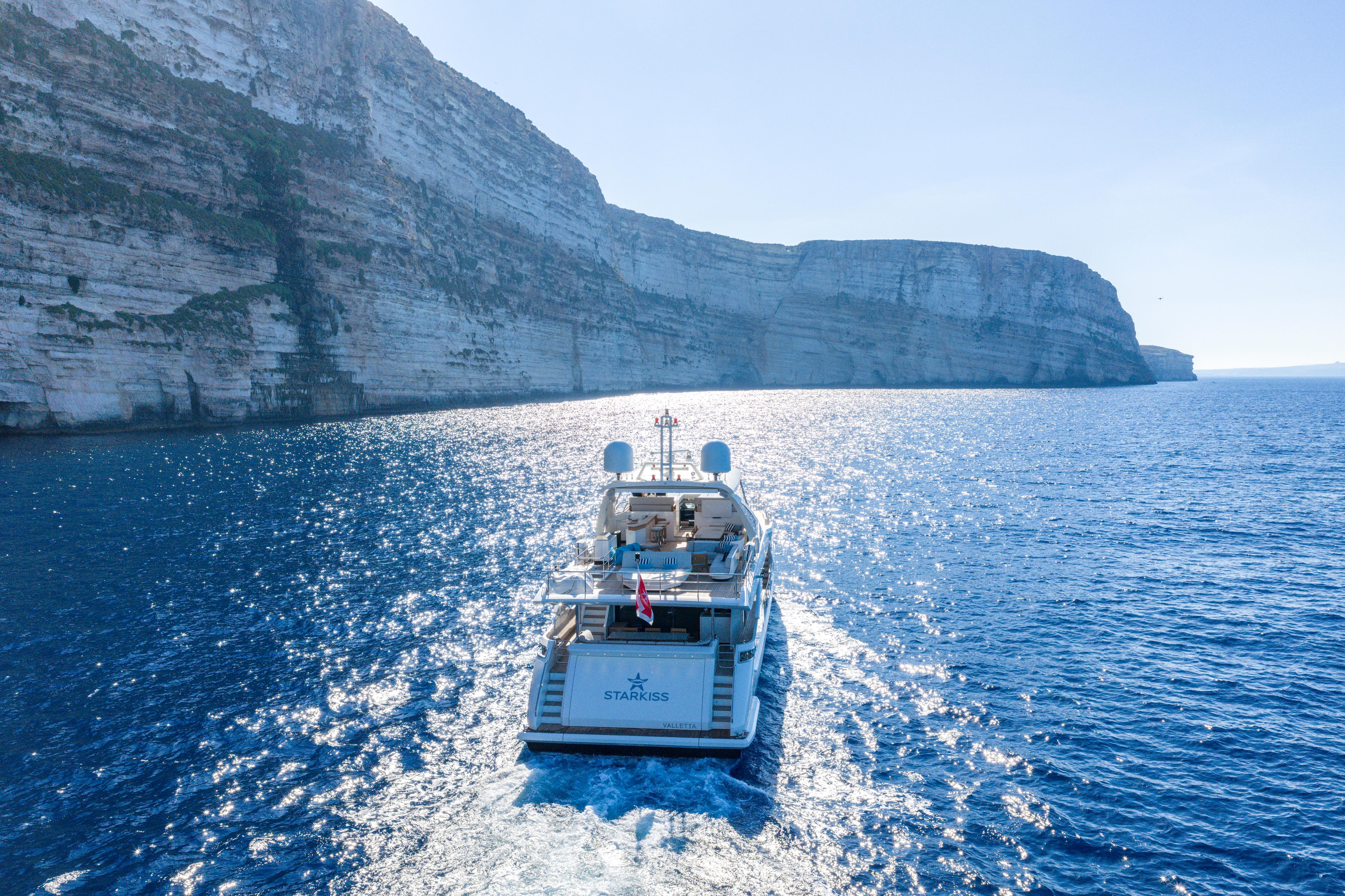 STARKISS motor yacht for Sale by Fraser Yachts, built by AZIMUT YACHTS