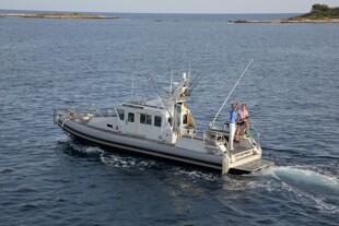 https://media.fraseryachts.com/Yachts/Y2326_MC_MC/images/yachtfolio/54-30-the-beast-6-self-mitigating-seats-in-ac-cabin_187249-wrO6OP1W.jpg?vh=47a44f&w=310