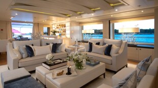 https://media.fraseryachts.com/Yachts/Y2326_MC_MC/images/yachtfolio/54-30-upper-deck-salon-4_178897-dXubzFn5.jpg?vh=5d8c71&w=310