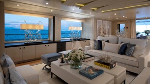 https://media.fraseryachts.com/Yachts/Y2326_MC_MC/images/yachtfolio/54-30-upper-deck-salon-5_178891-laxQZNHs.jpg?vh=233fae&w=310