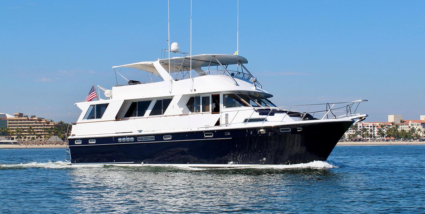 Aboard PAZ Y BIEN a 60ft (18.29m) luxury motor yacht , built by JEFFERSON in 1989