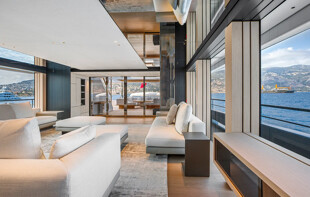 https://media.fraseryachts.com/Yachts/Y233044/images/yachtfolio/extra-time-g-rbgkwc-iyy_435615-ff3JxHBI.jpg?vh=3c6883&w=310