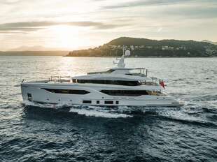 https://media.fraseryachts.com/Yachts/Y233044/images/yachtfolio/extra-time-txbkqlgn79ko_435659-gsQlxcIY.jpg?vh=a85242&w=310