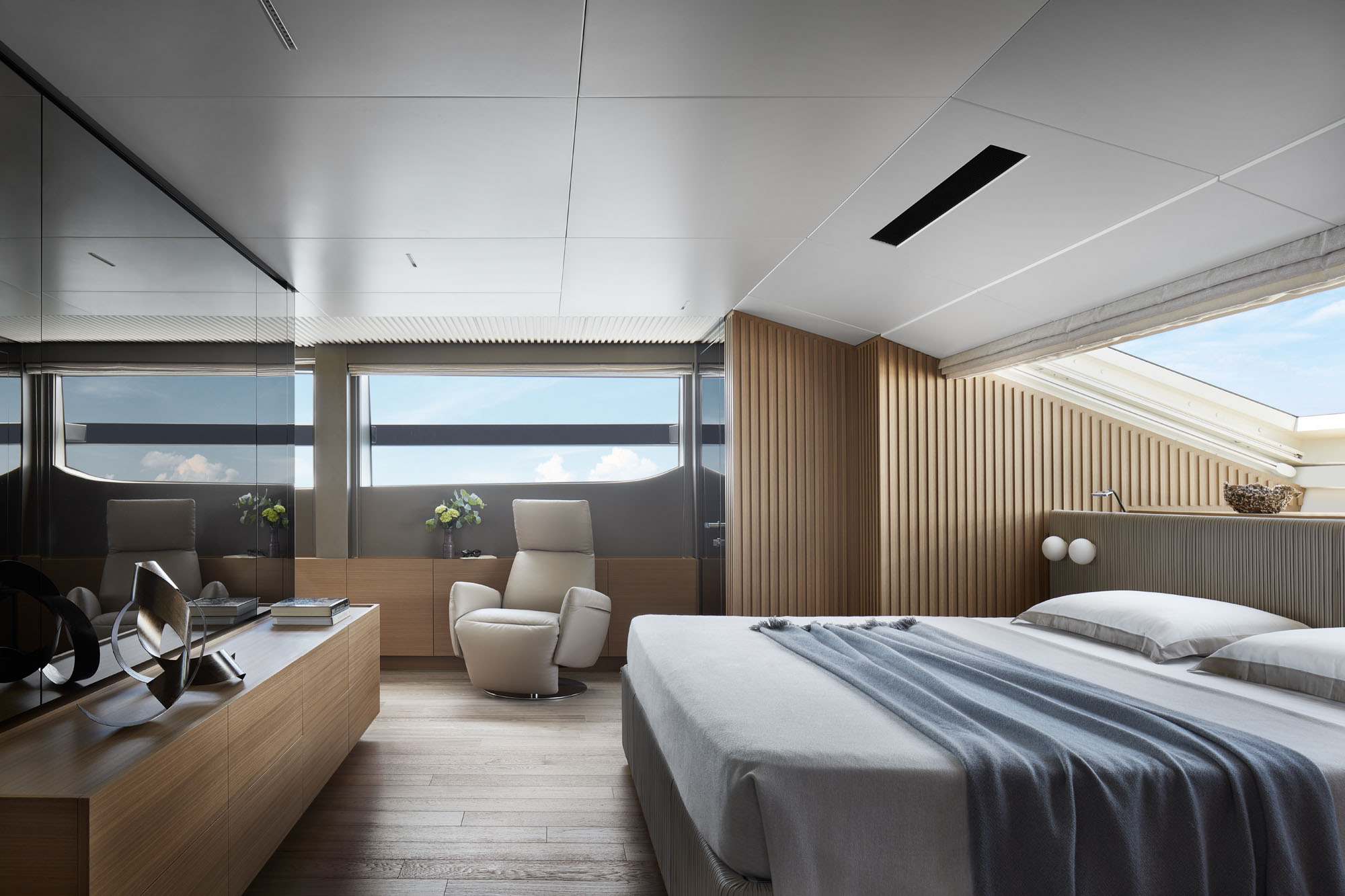 Aboard STELLA a 121ft (36.92m) luxury motor yacht for Sale available with Fraser Yachts, built by SANLORENZO in 2021
