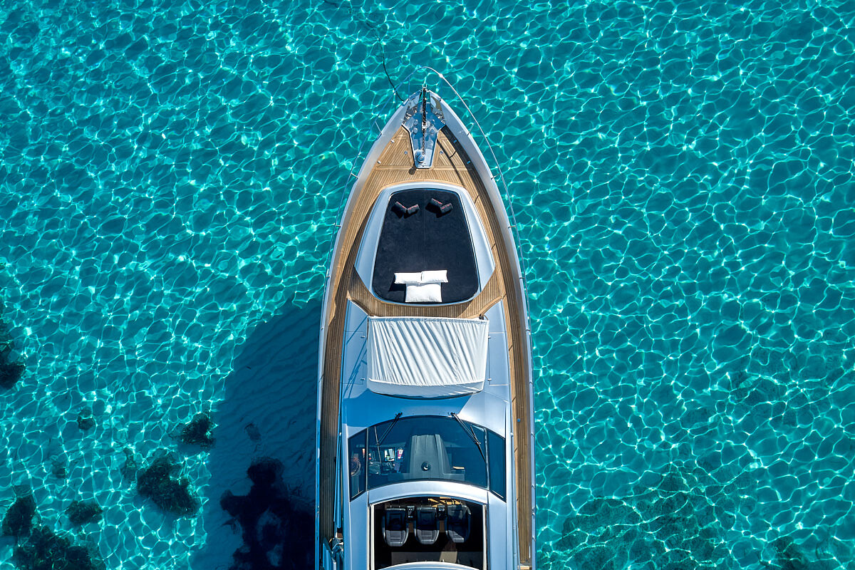 Aboard HALLEY a 80ft (24.5m) luxury motor yacht , built by PERSHING in 2009