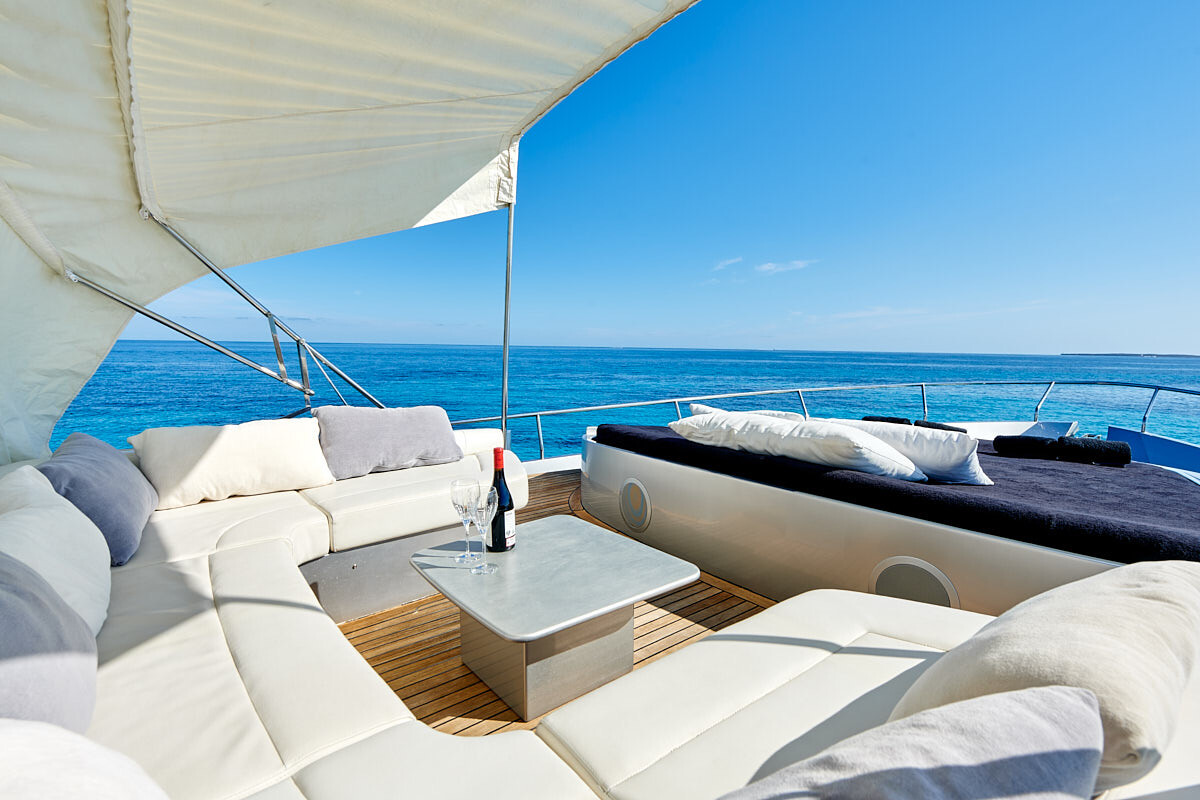 Aboard HALLEY a 80ft (24.5m) luxury motor yacht , built by PERSHING in 2009
