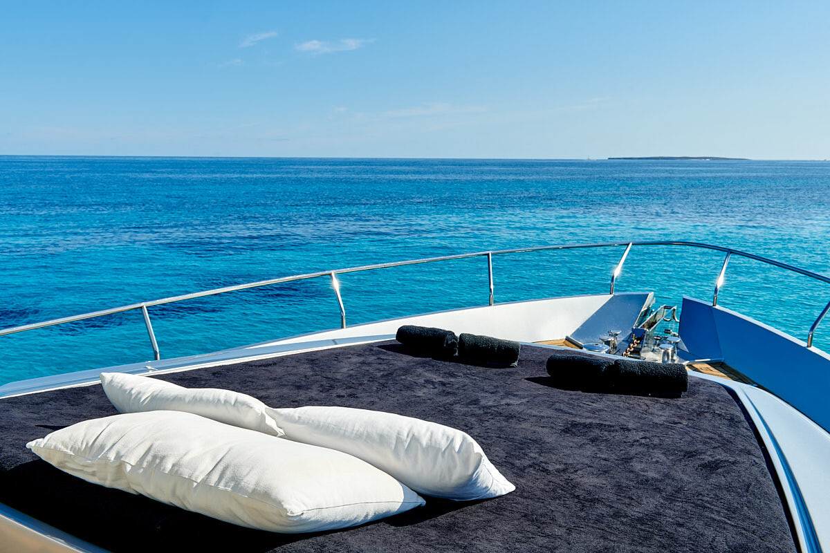 Aboard HALLEY a 80ft (24.5m) luxury motor yacht , built by PERSHING in 2009