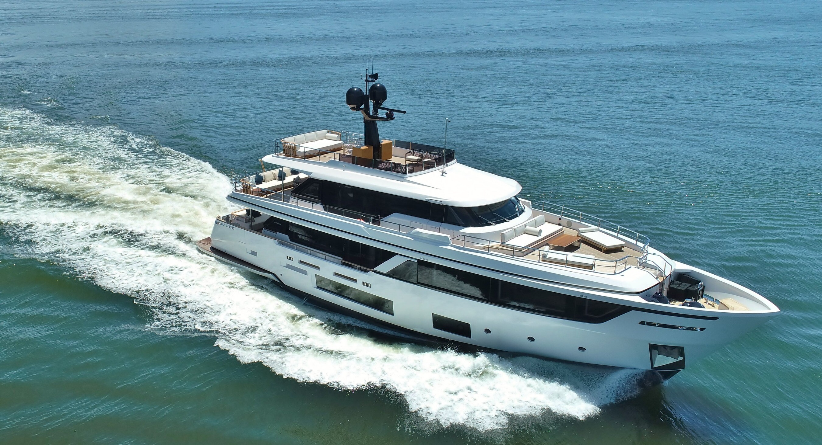Aboard DAYDREAM a 93ft (28.43m) luxury motor yacht , built by FERRETTI CUSTOM LINE in 2021