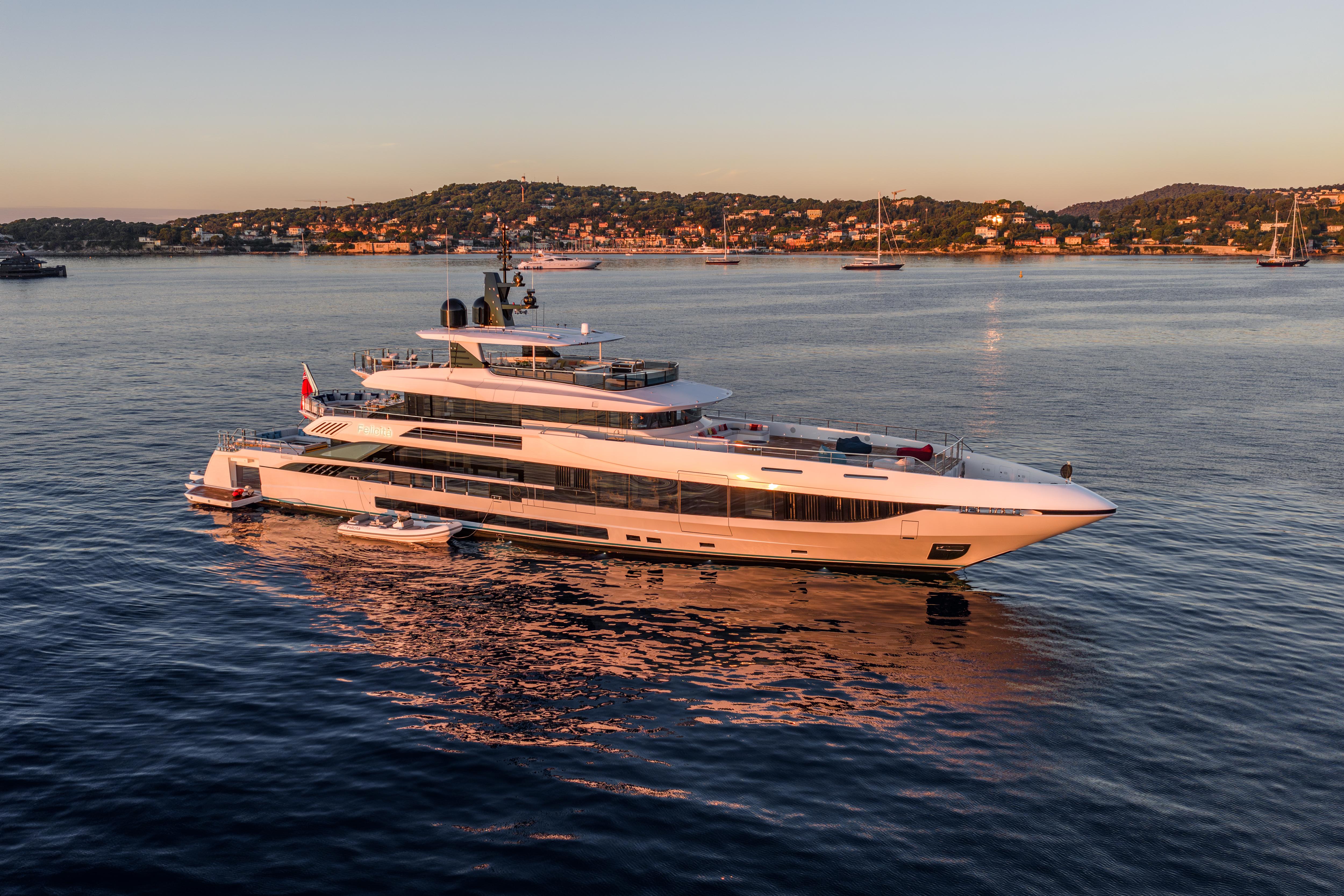 FELICITA motor yacht for Sale & Charter by Fraser Yachts, built by OVERMARINE