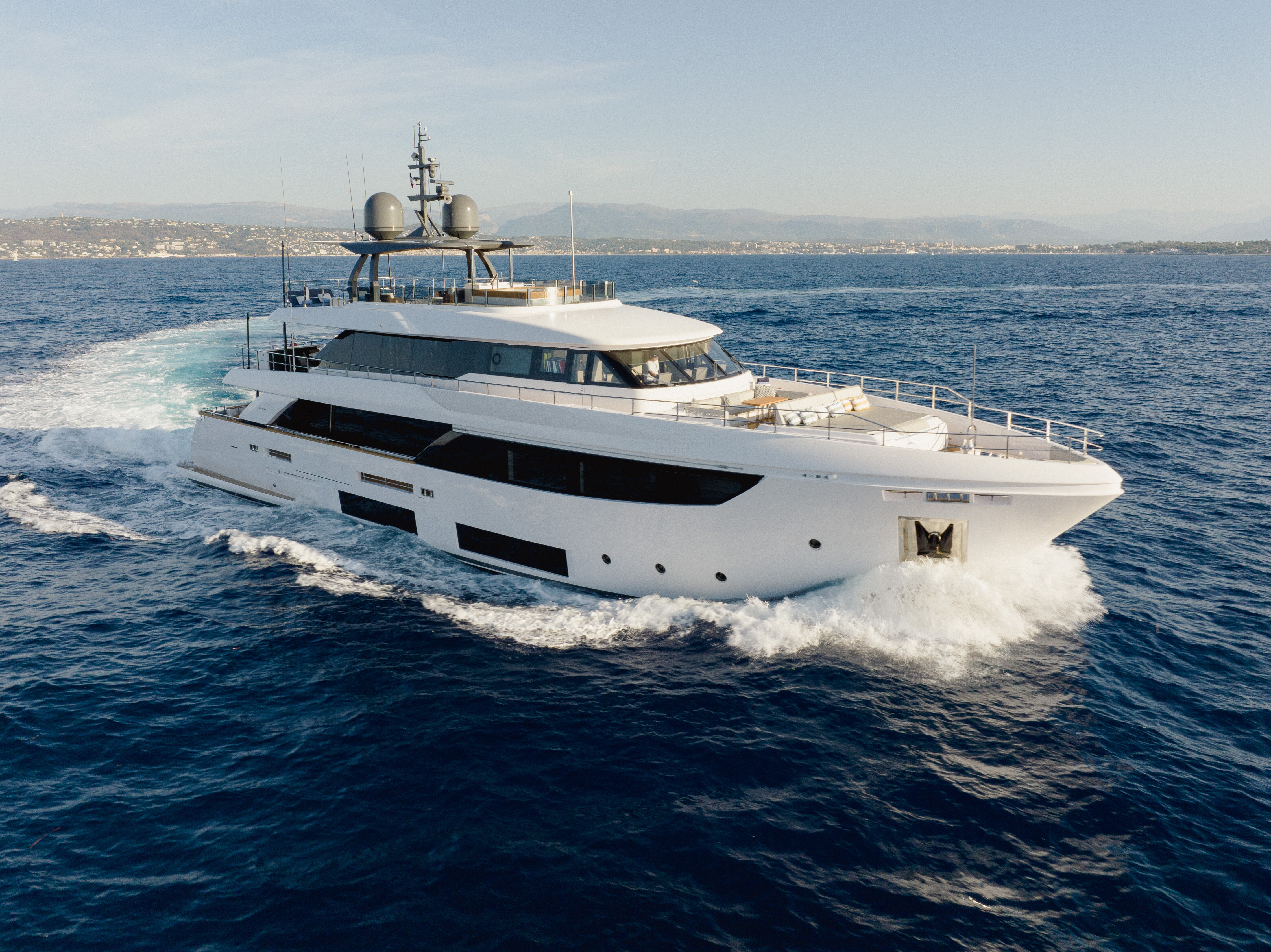 Aboard HAIAMI a 108ft (33m) luxury motor yacht for Charter available with Fraser Yachts, built by FERRETTI CUSTOM LINE in 2022