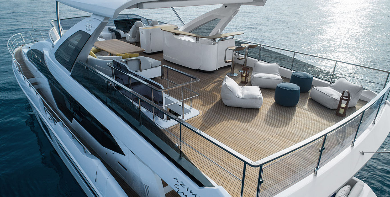 Aboard APARNA a 87ft (26.6m) luxury motor yacht , built by AZIMUT in 2020