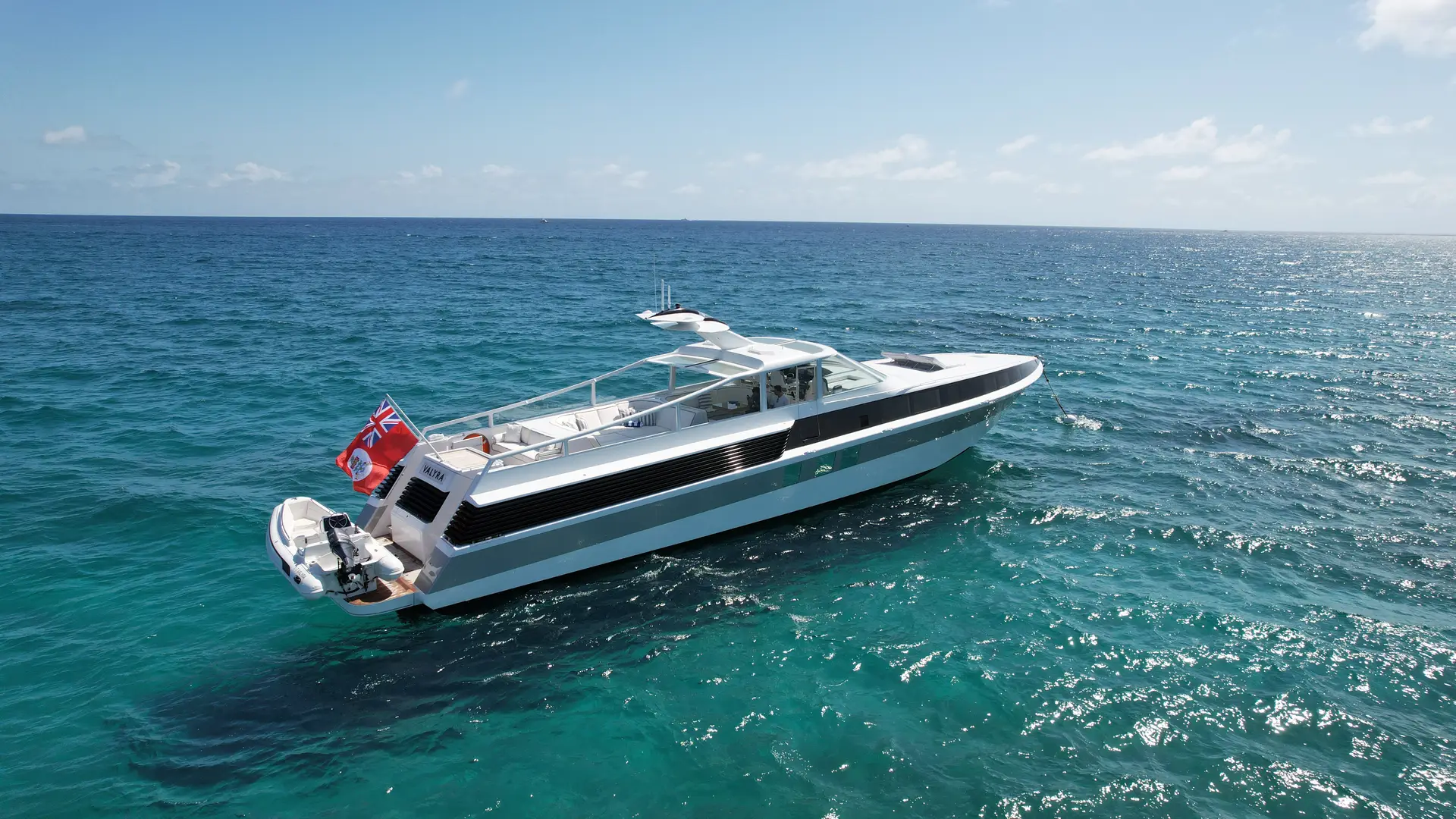 VALYRA_01_Main Running_Valyra 9_HR-GPBFVnFd.jpg