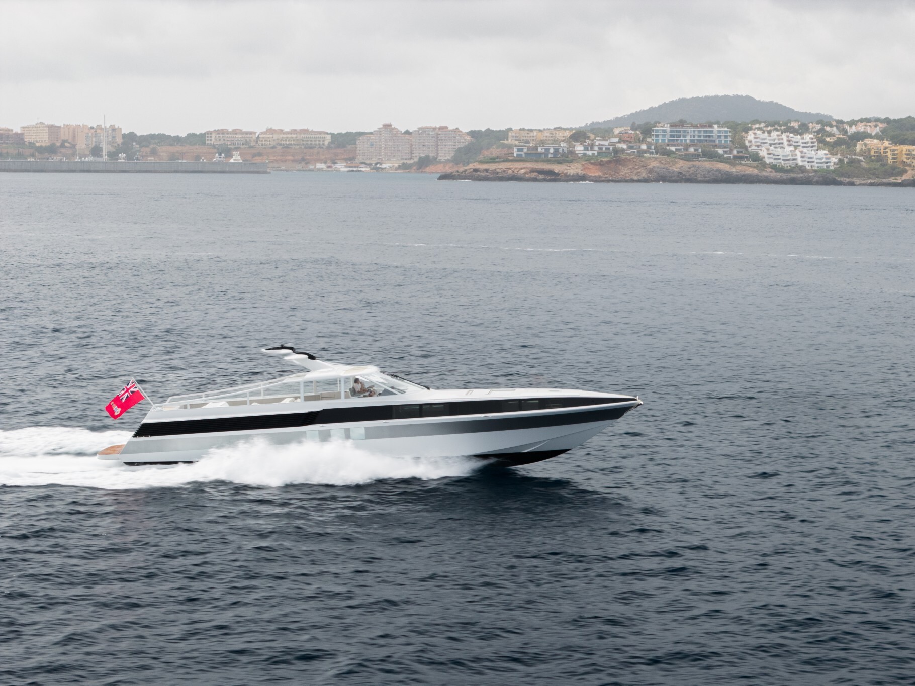 VALYRA motor yacht for Sale by Fraser Yachts, built by HODGDON YACHTS