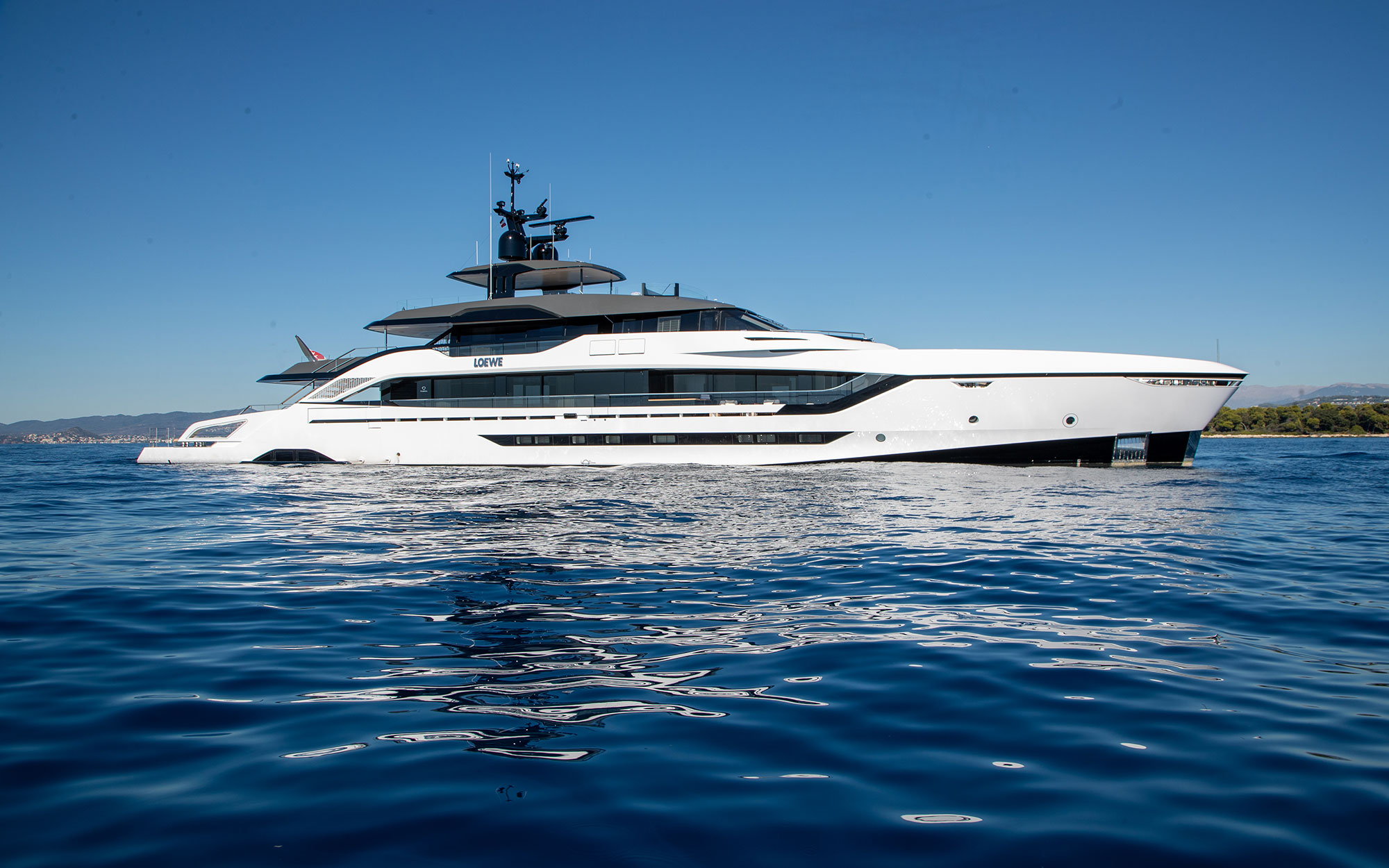 LOEWE motor yacht  by Fraser Yachts, built by TANKOA YACHTS