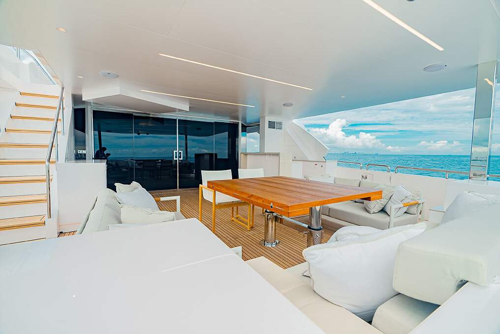 Aboard SEA-RENITY a 101ft (30.94m) luxury motor yacht for Charter available with Fraser Yachts, built by HORIZON in 2023