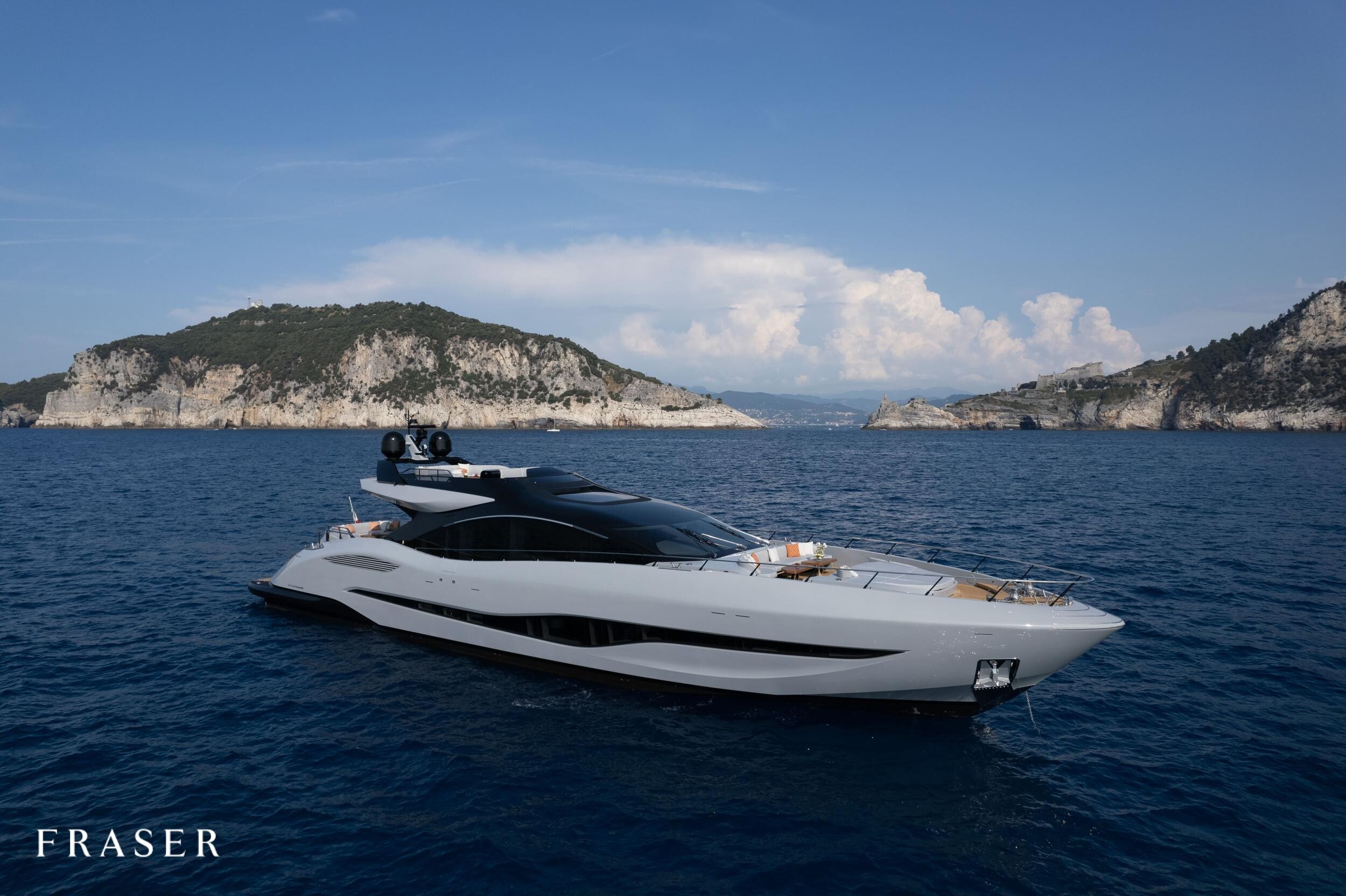 01_Main_Mangusta_104REV_exteriors_8-YrzisixD.jpg
