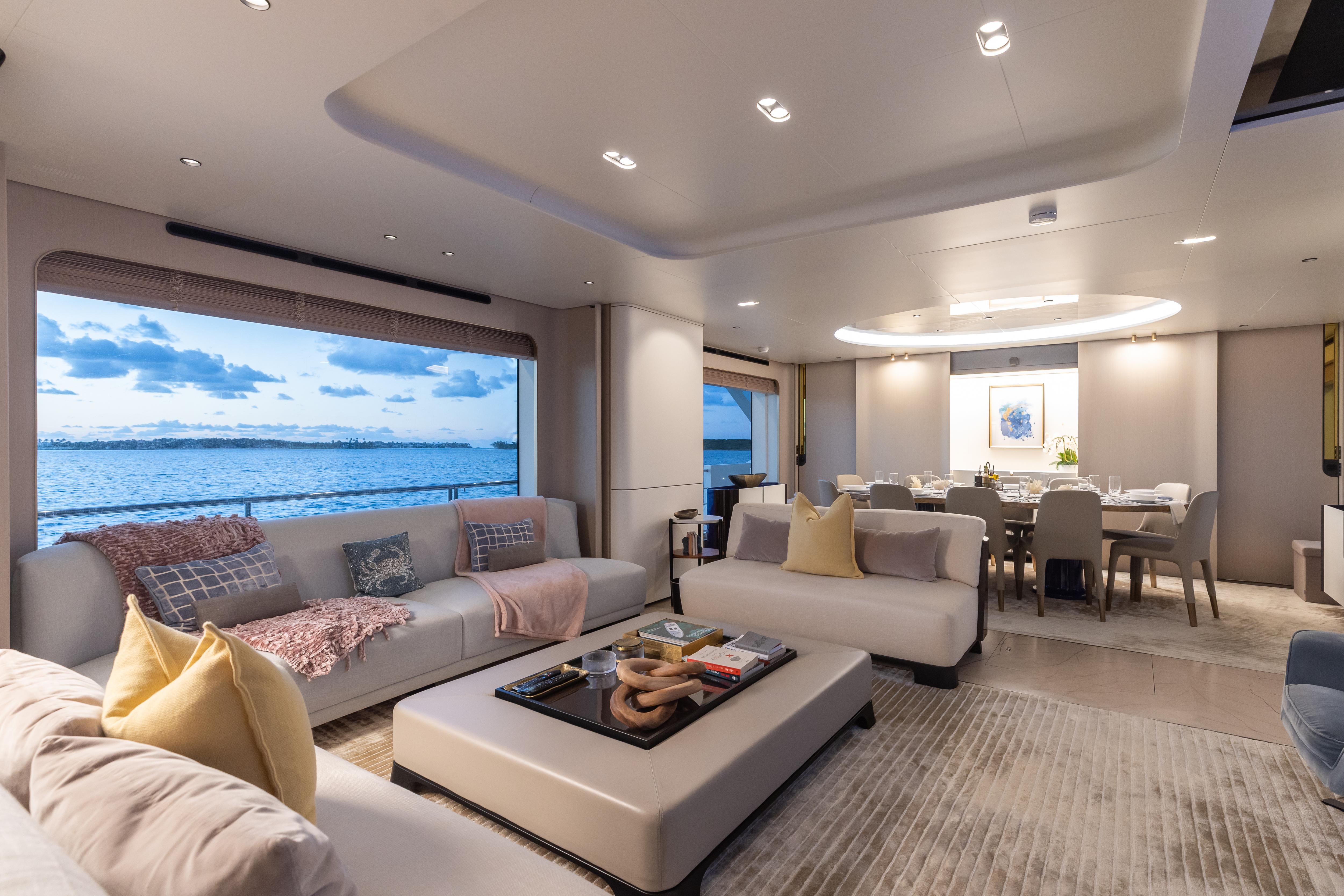 LA MAMA motor yacht  by Fraser Yachts, built by AZIMUT
