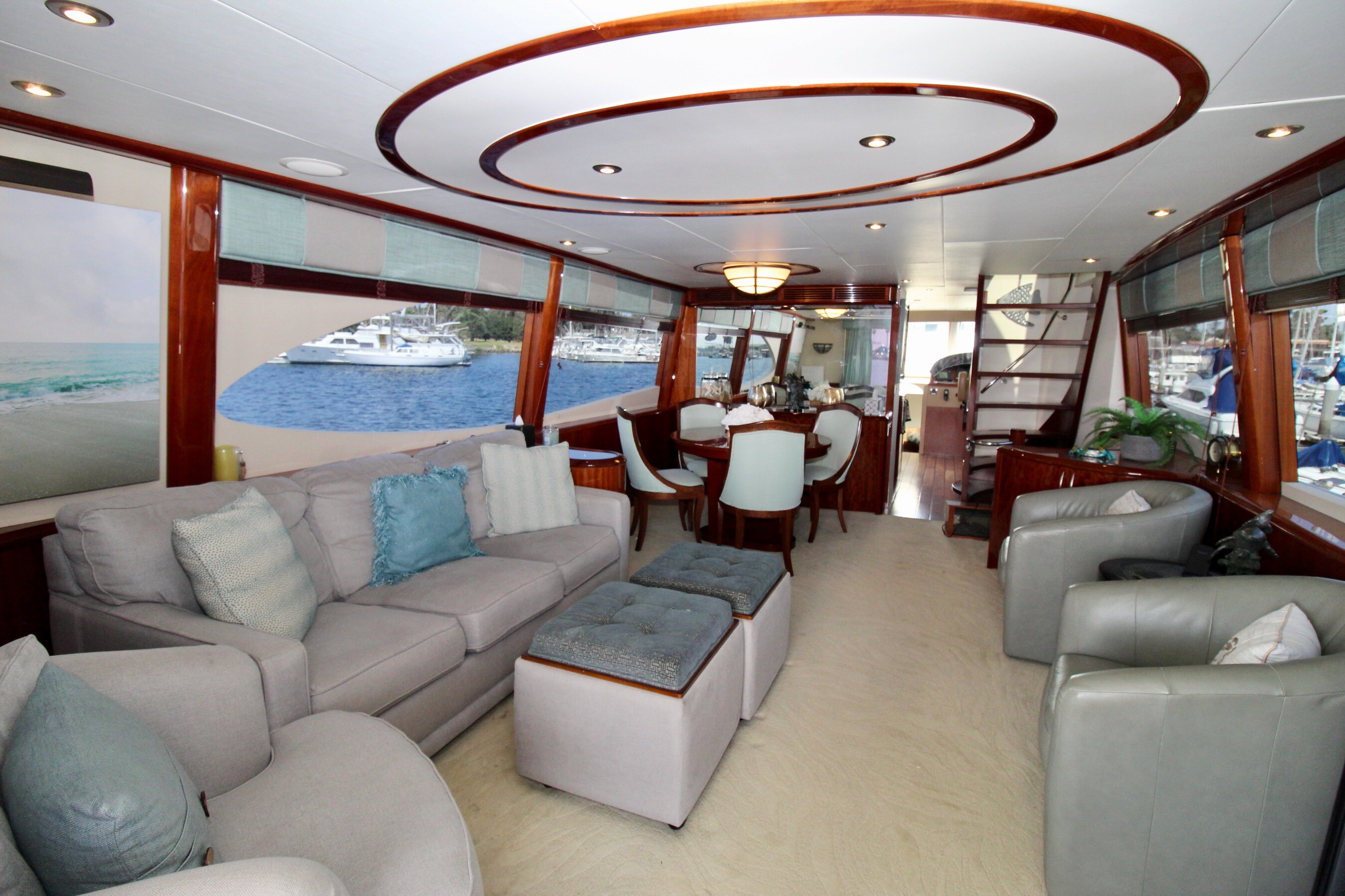 Aboard DIVINE DESTINY a 68ft (20.73m) luxury motor yacht , built by LAZZARA in 2007