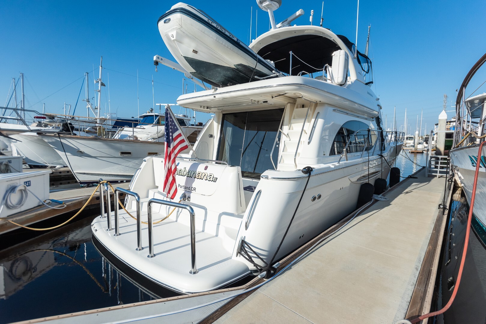 Aboard JANABANANA a 59ft (18.11m) luxury motor yacht for Sale available with Fraser Yachts, built by MERIDIAN in 2008