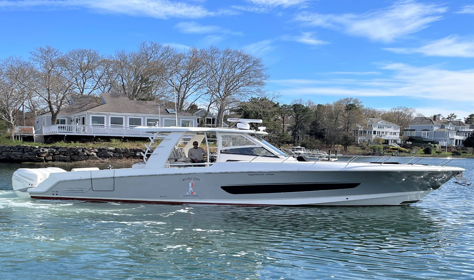 Aboard BUOYS TOYS a 42ft (12.95m) luxury motor yacht , built by BOSTON WHALER in 2020