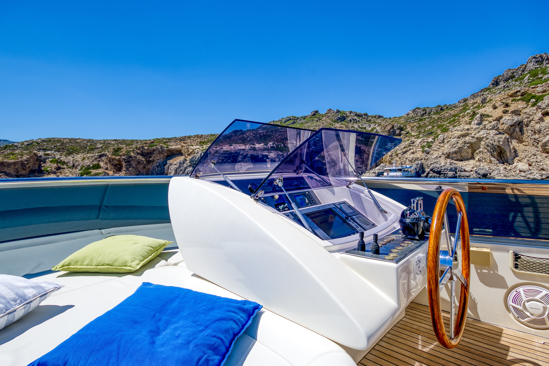 Aboard BLUE ANGEL a 76ft (23.16m) luxury motor yacht for Charter available with Fraser Yachts, built by EVO MARINE in 2007