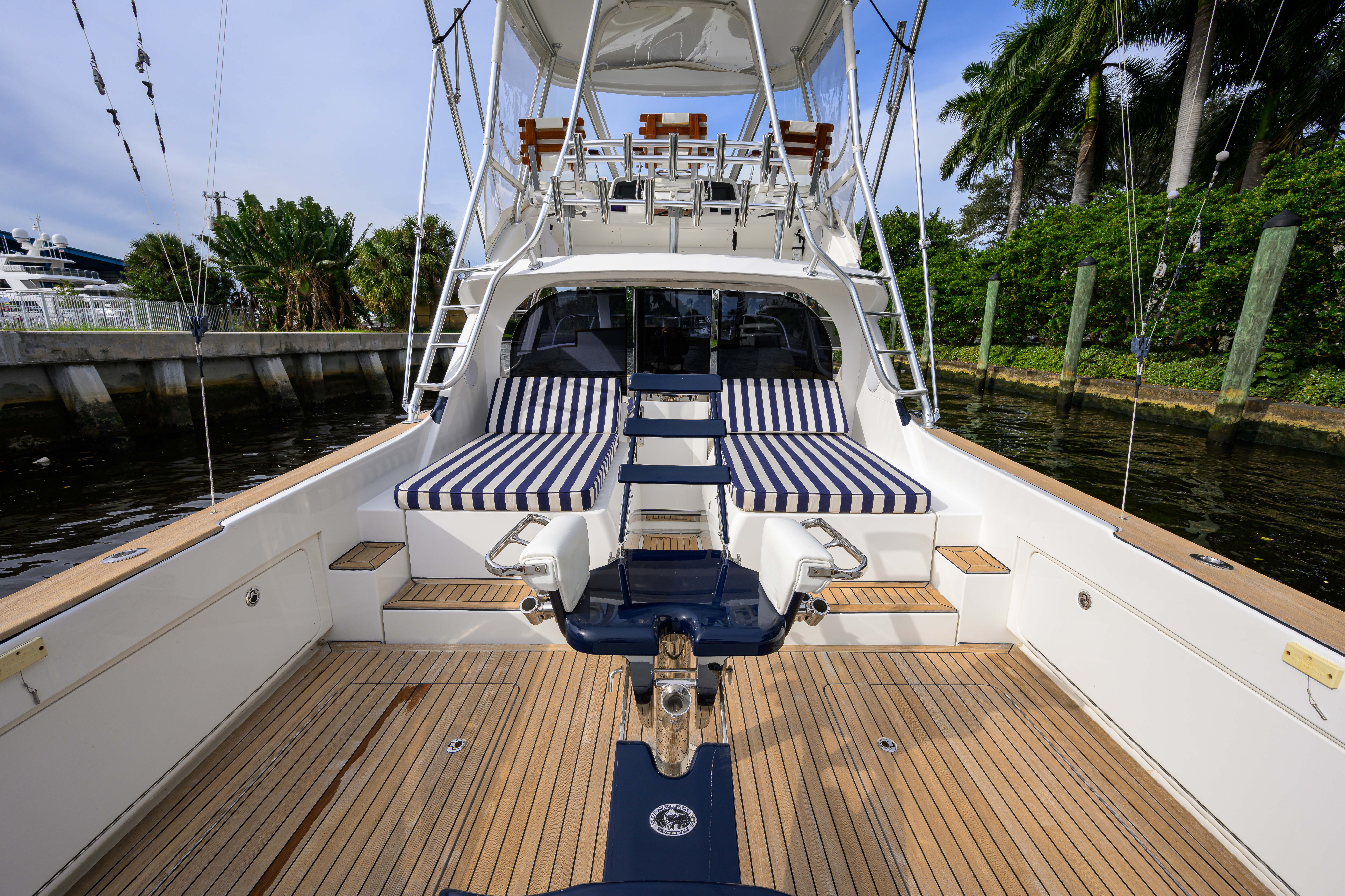 Aboard GRIS GRIS a 35ft (10.69m) luxury motor yacht for Sale available with Fraser Yachts, built by BERTRAM YACHTS in 2018