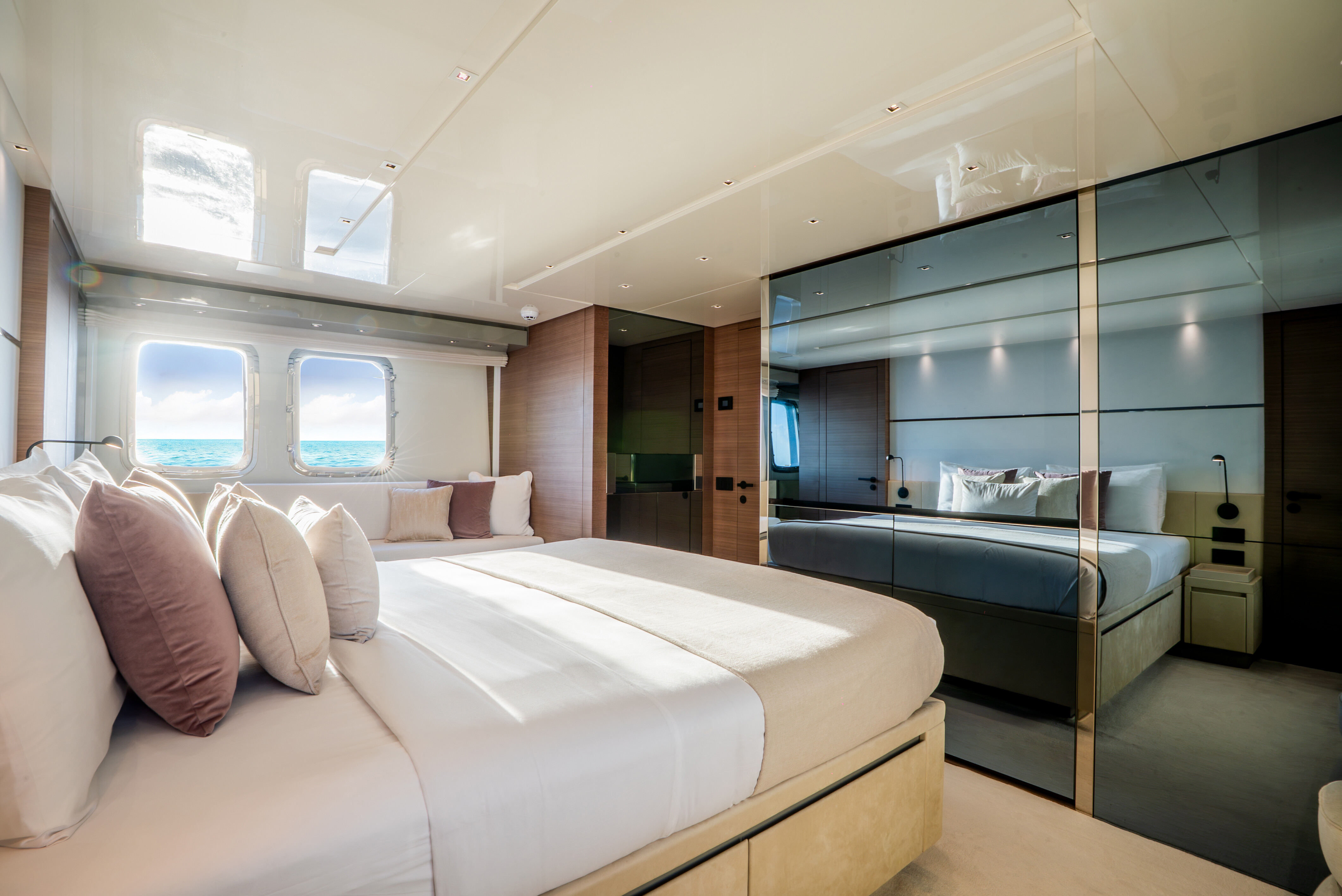 ASTRIMARE II motor yacht for Sale by Fraser Yachts, built by SANLORENZO