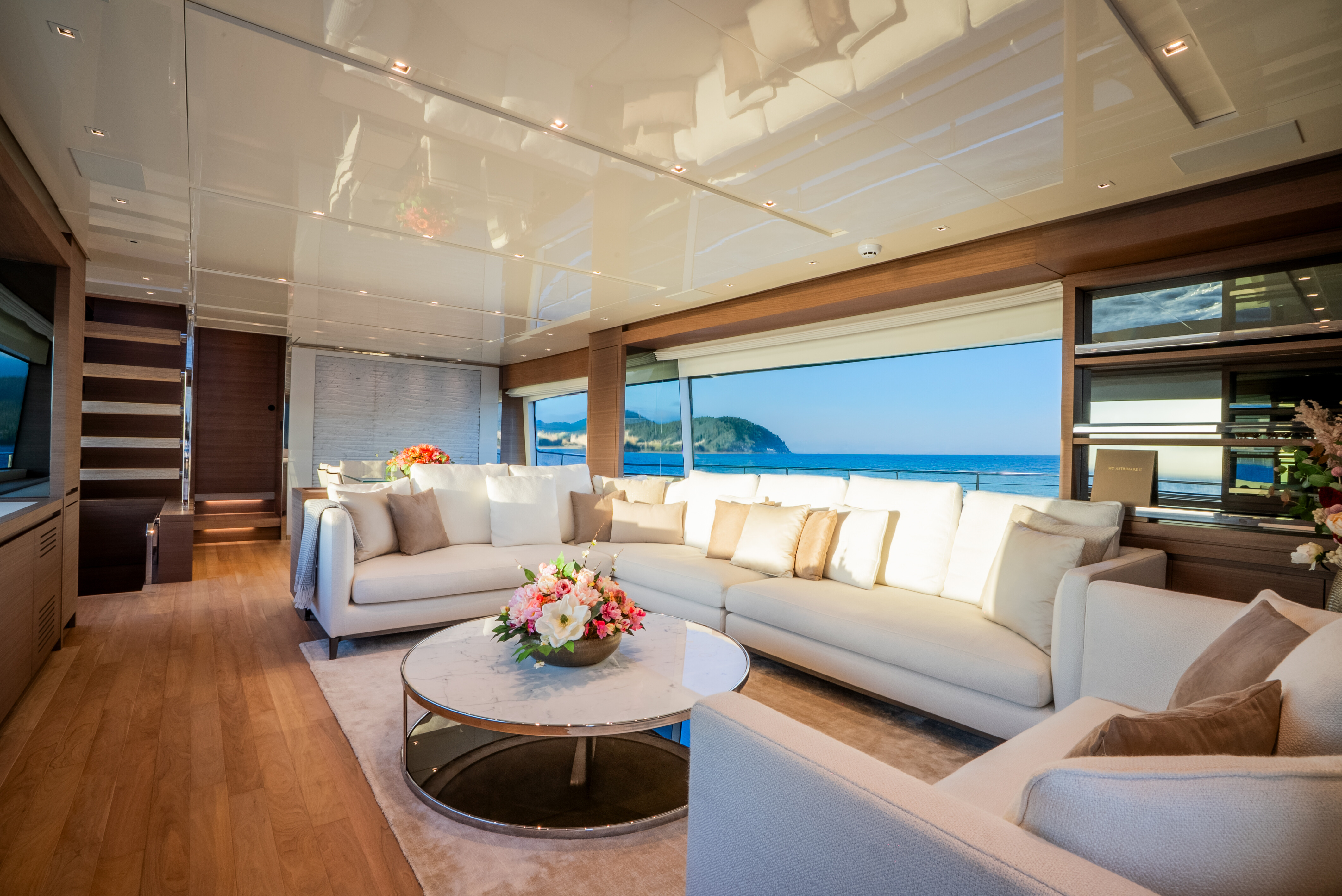 ASTRIMARE II motor yacht for Sale by Fraser Yachts, built by SANLORENZO