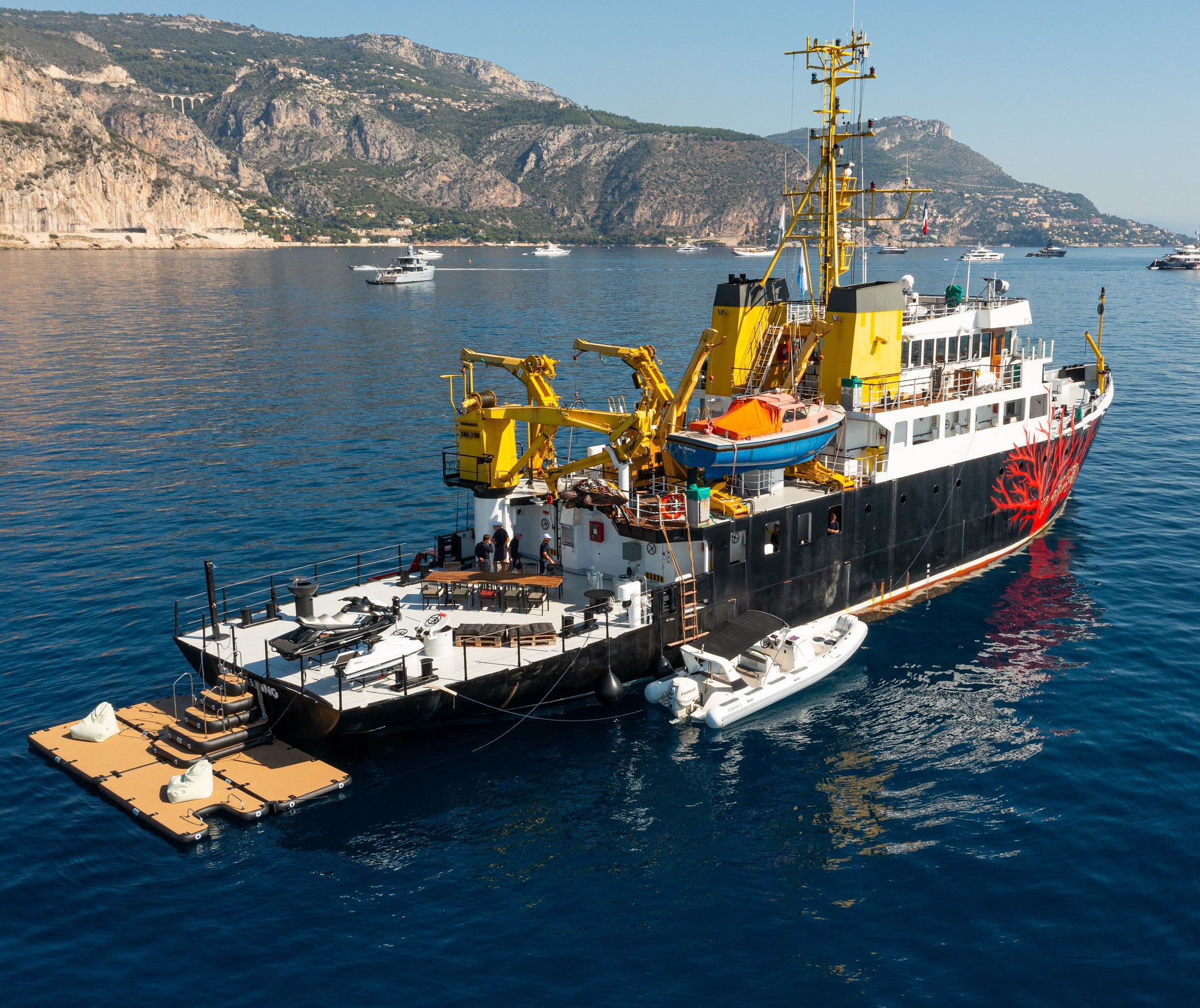 TE STREEP motor yacht for Sale by Fraser Yachts, built by KERSTHOLT