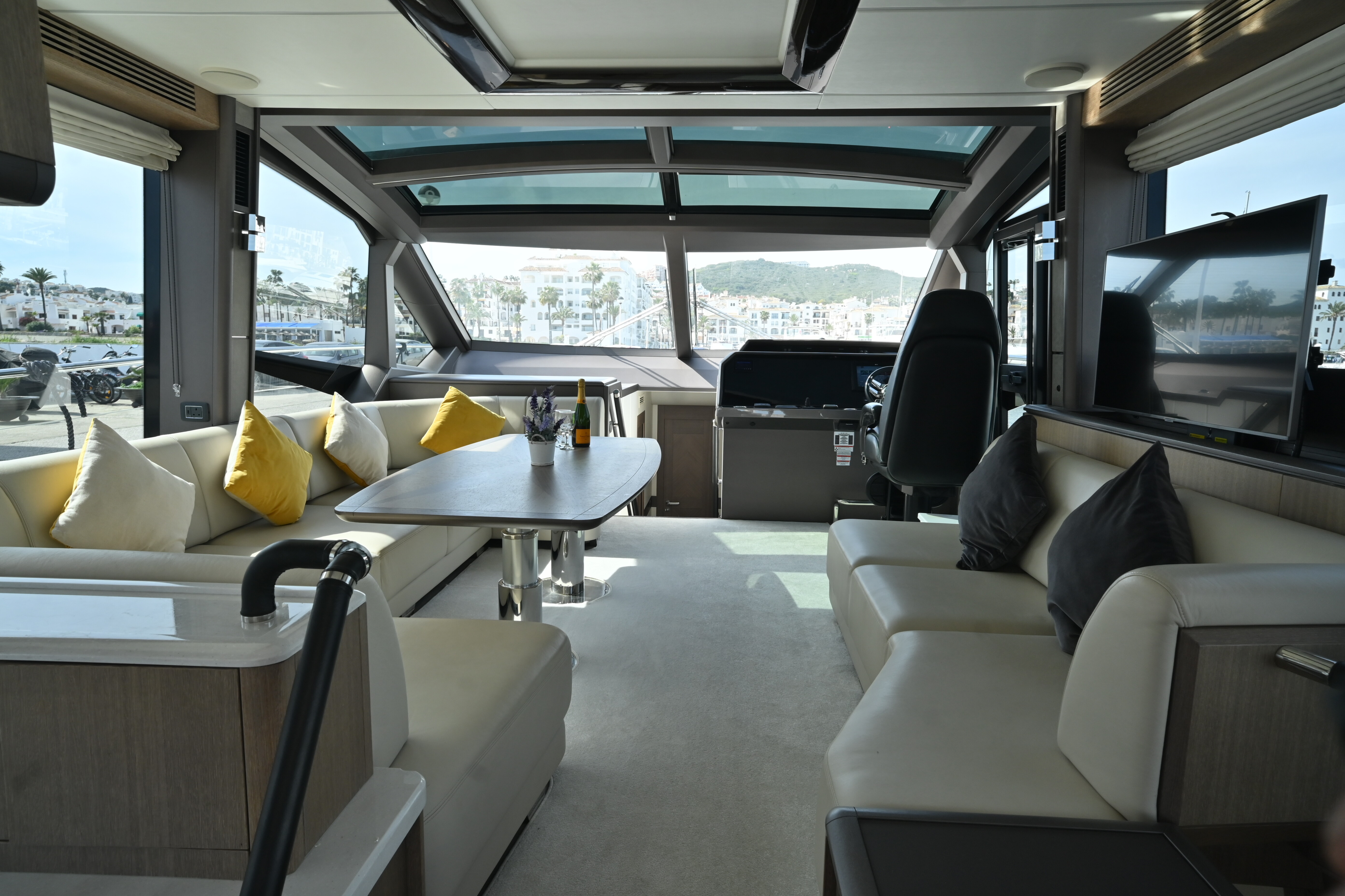 Aboard FIRST ELEMENT a 72ft (22.2m) luxury motor yacht for Sale available with Fraser Yachts, built by GALEON in 2021