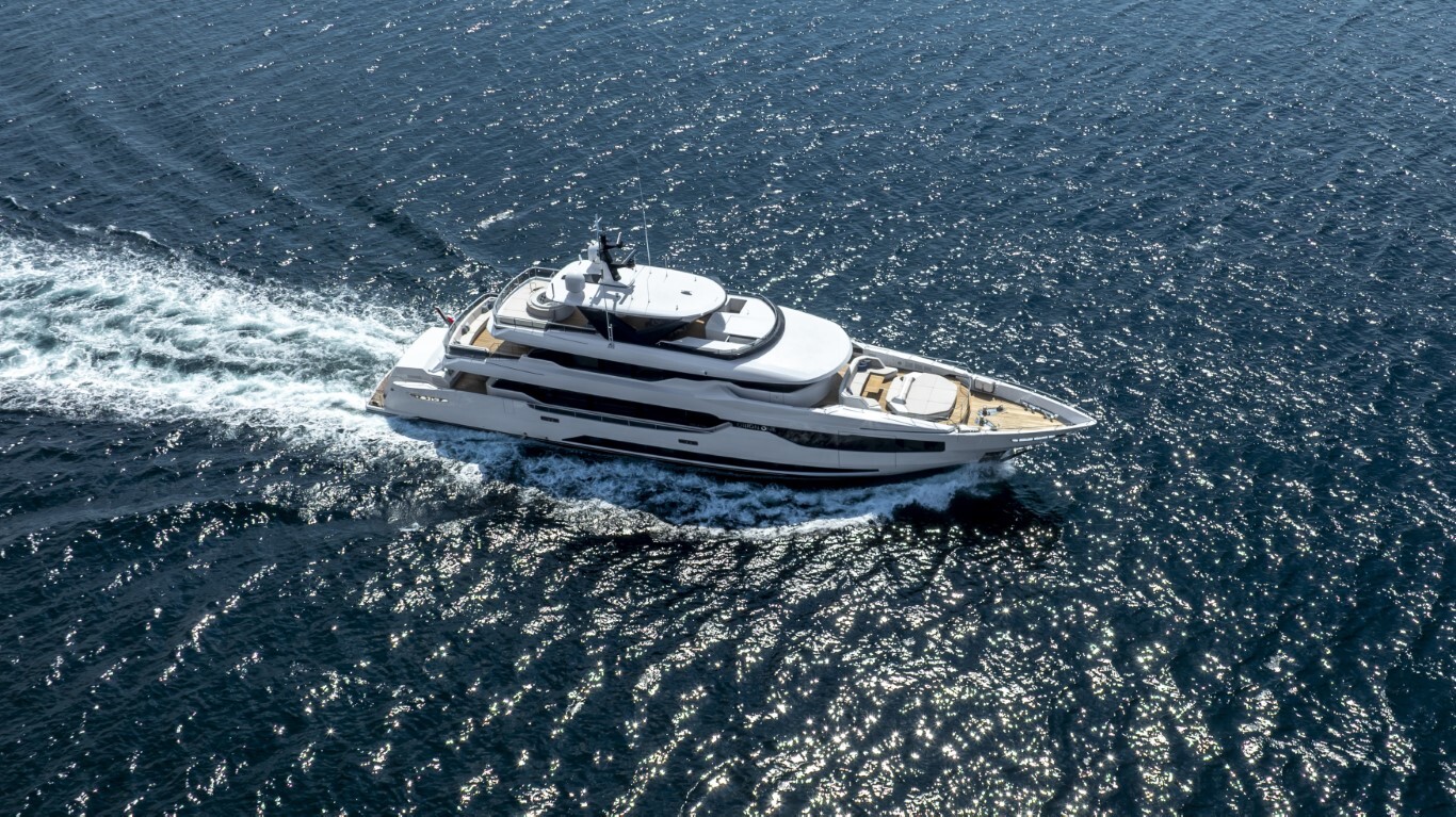 05_Cruising_DJI_0521 (Medium)-XLIpk7g8.jpg
