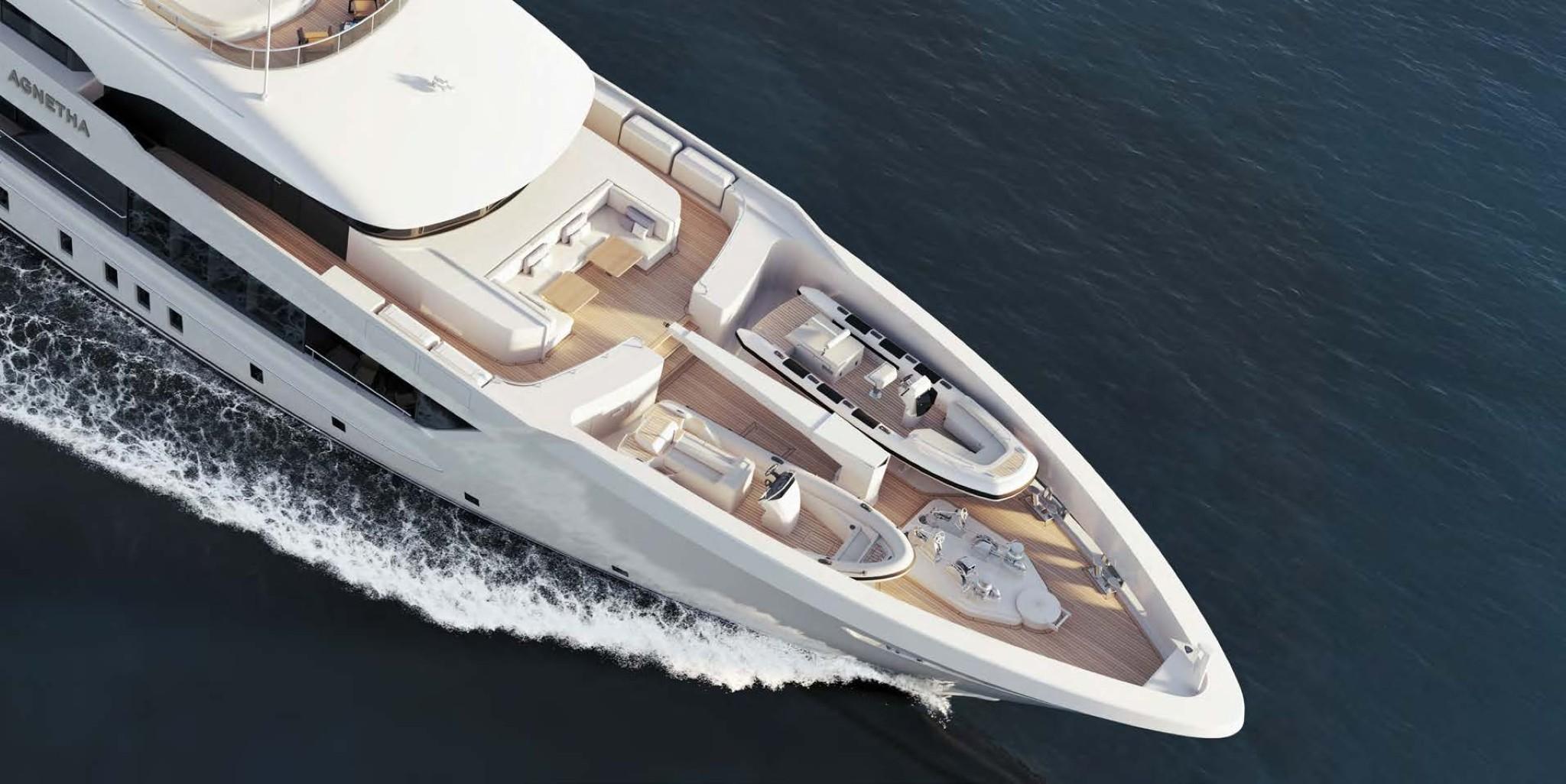 B - Heesen-wNAnEatY.jpg