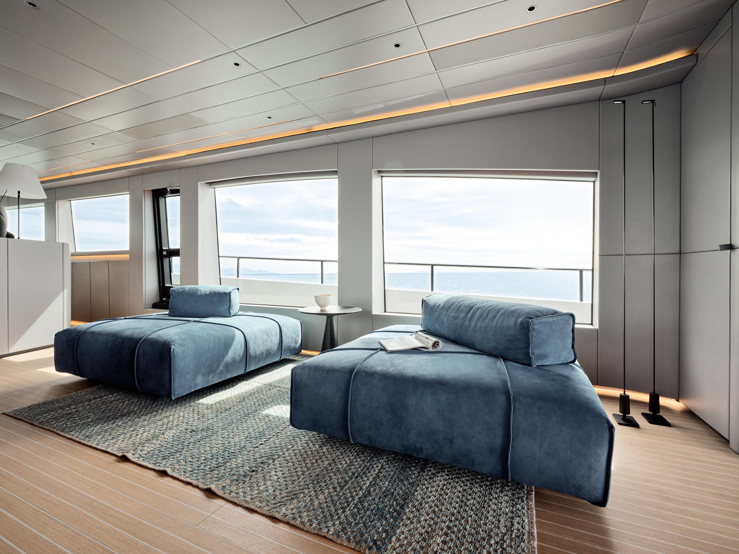 005_50 SHADES OF PLAY_Main Salon_HR-kfRJK8CA.jpg