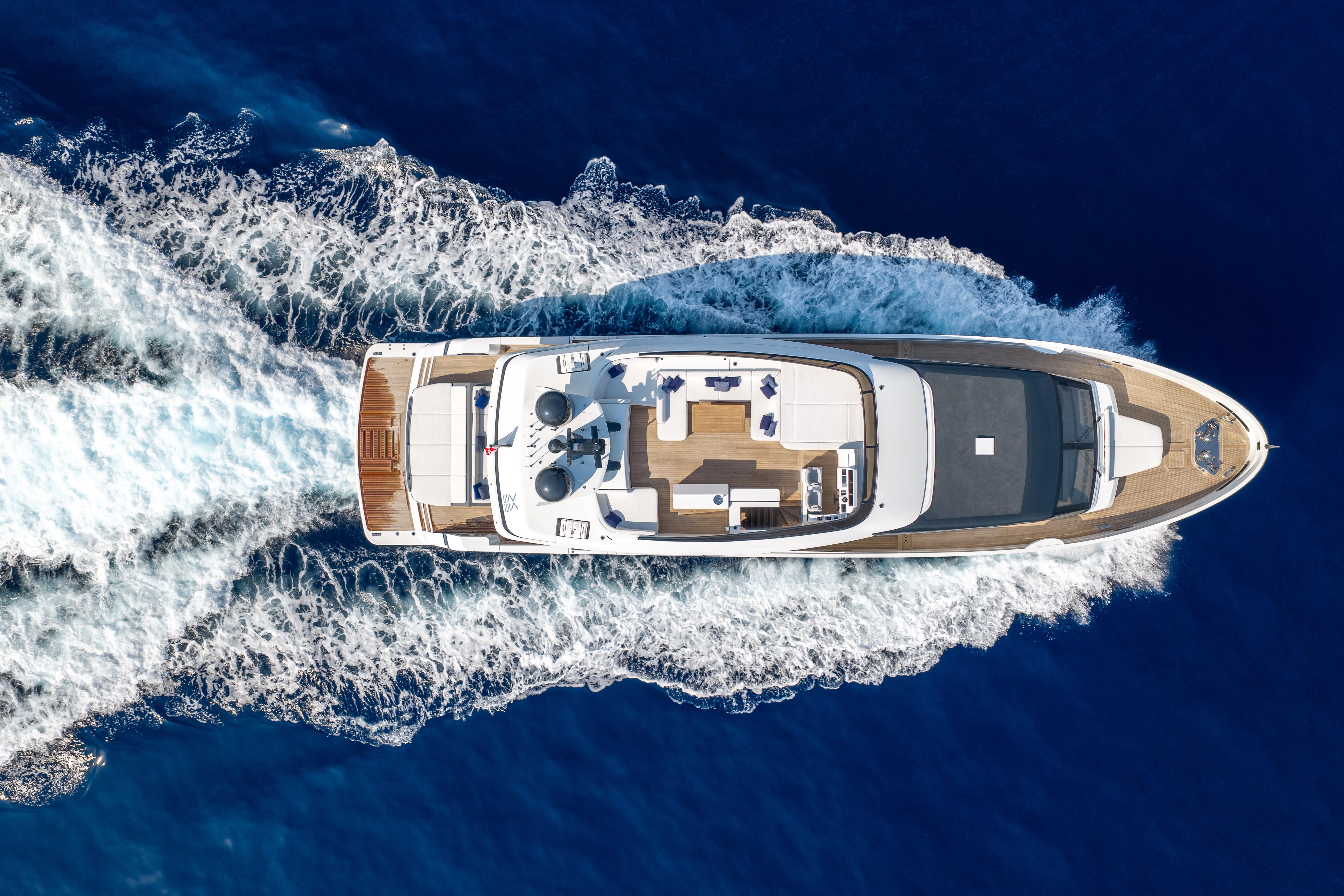 X ONE motor yacht for Sale by Fraser Yachts, built by EXTRA YACHTS