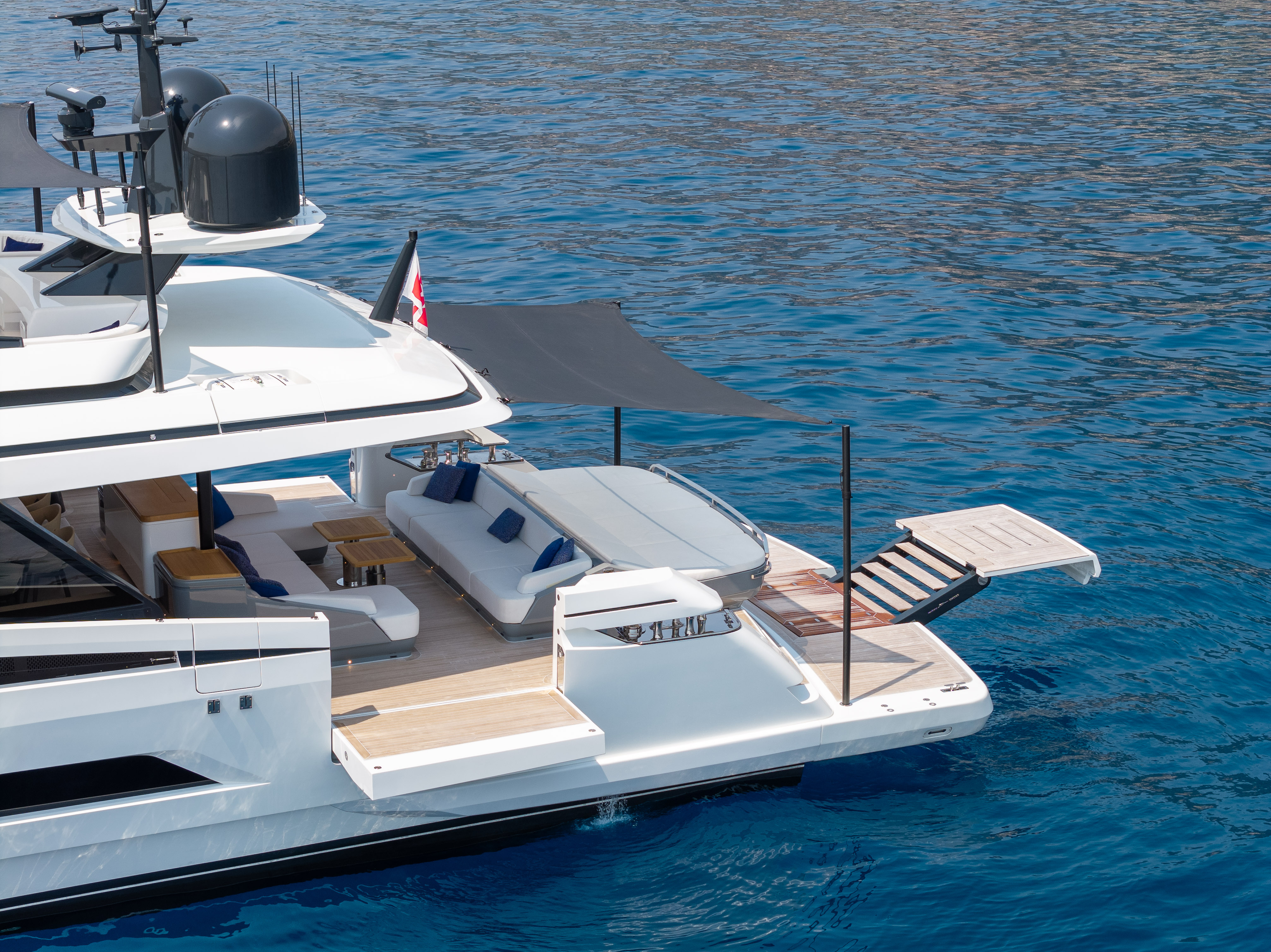 X ONE motor yacht for Sale by Fraser Yachts, built by EXTRA YACHTS