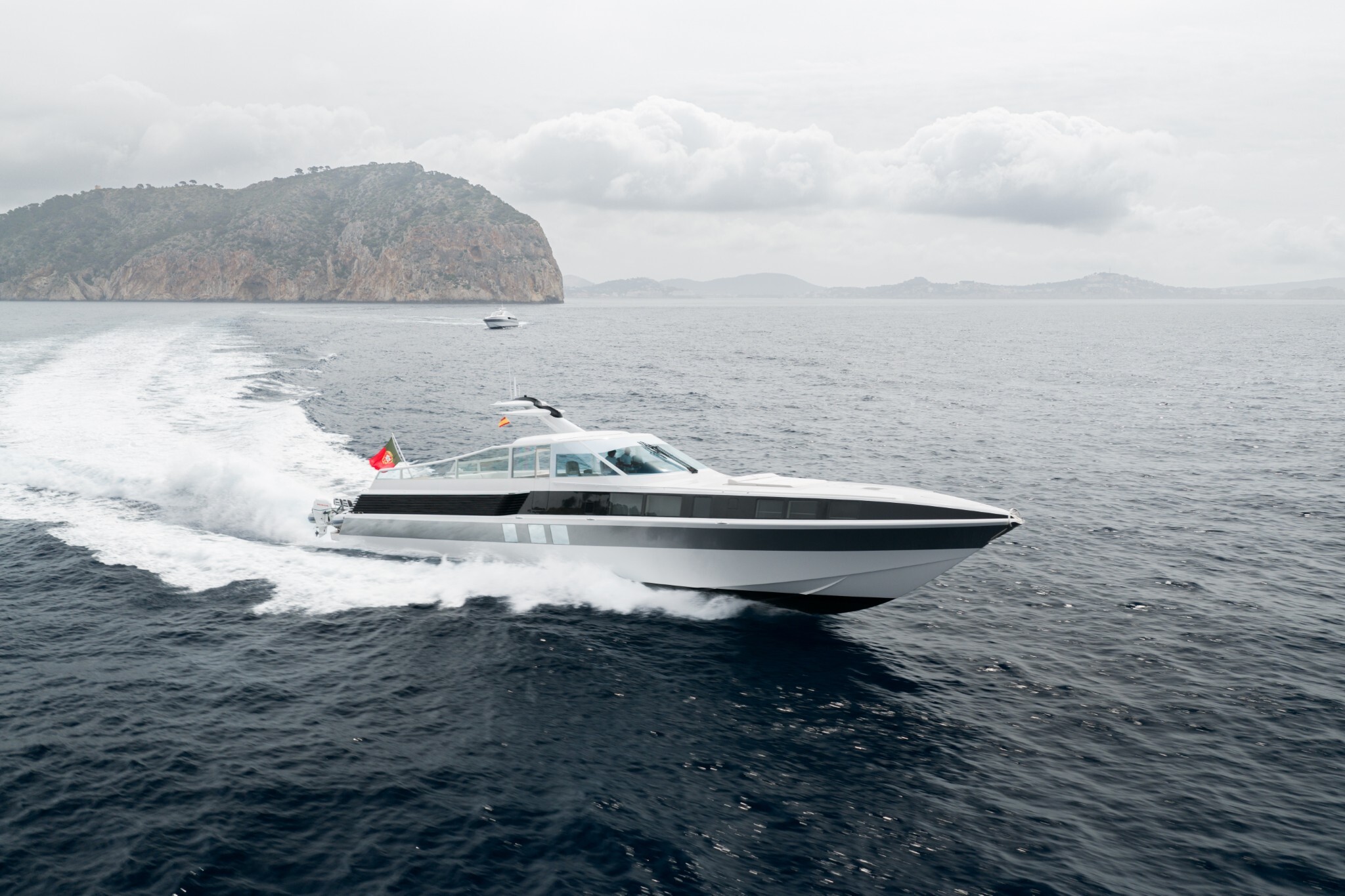 ZARKAVA motor yacht for Sale by Fraser Yachts, built by HODGDON YACHTS