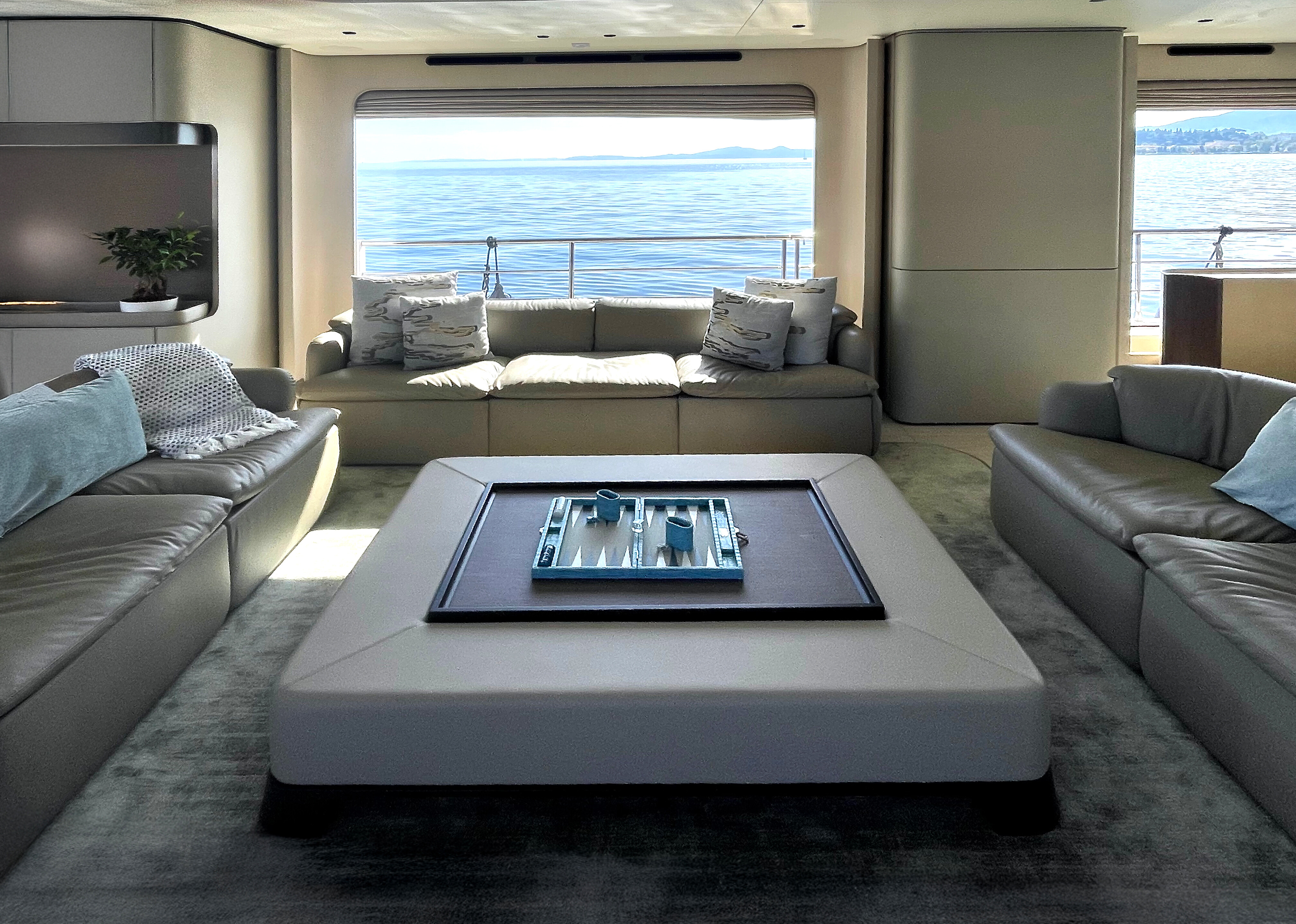 VOLANTE motor yacht for Charter by Fraser Yachts, built by AZIMUT