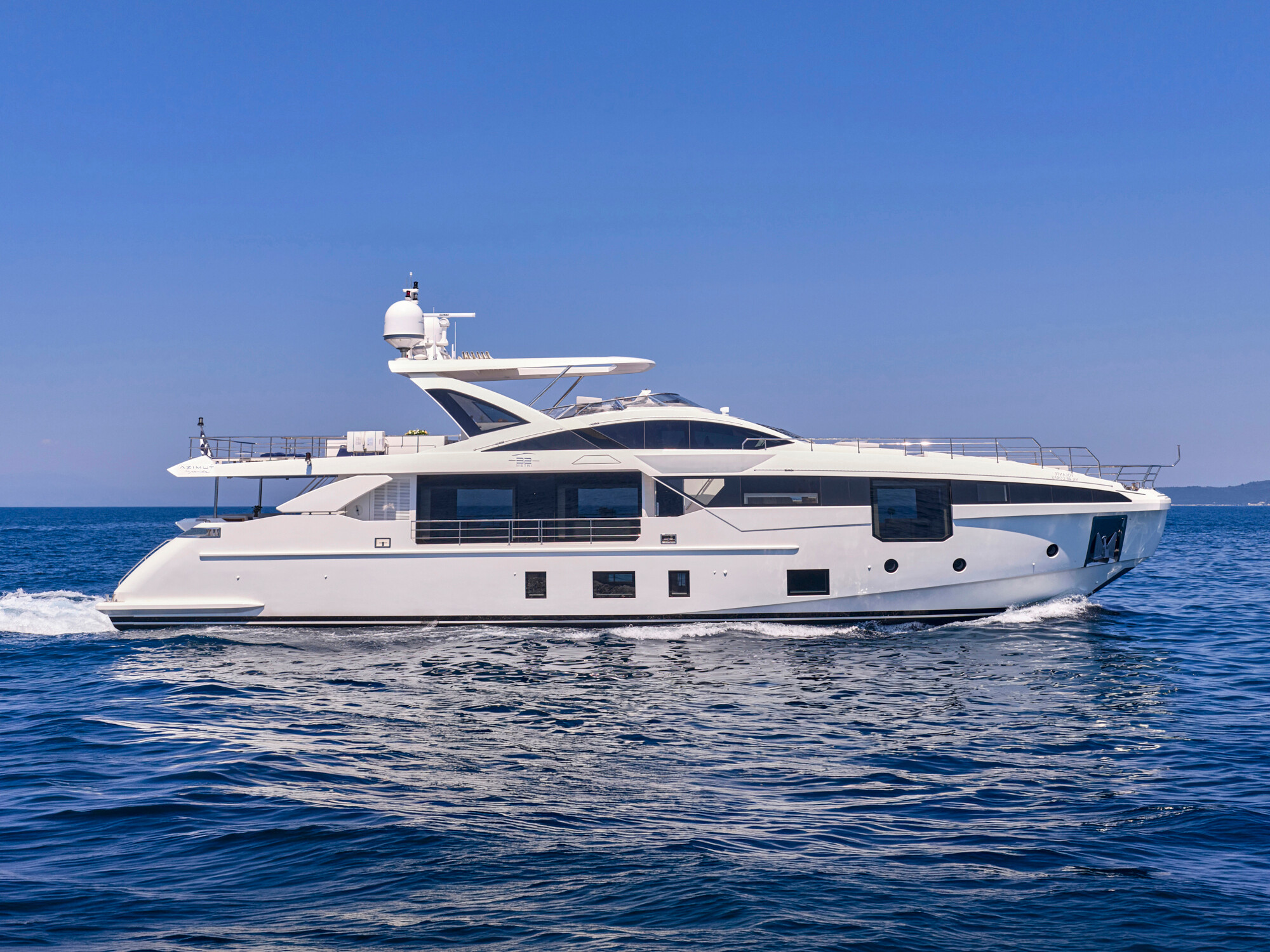 VOLANTE motor yacht for Charter by Fraser Yachts, built by AZIMUT