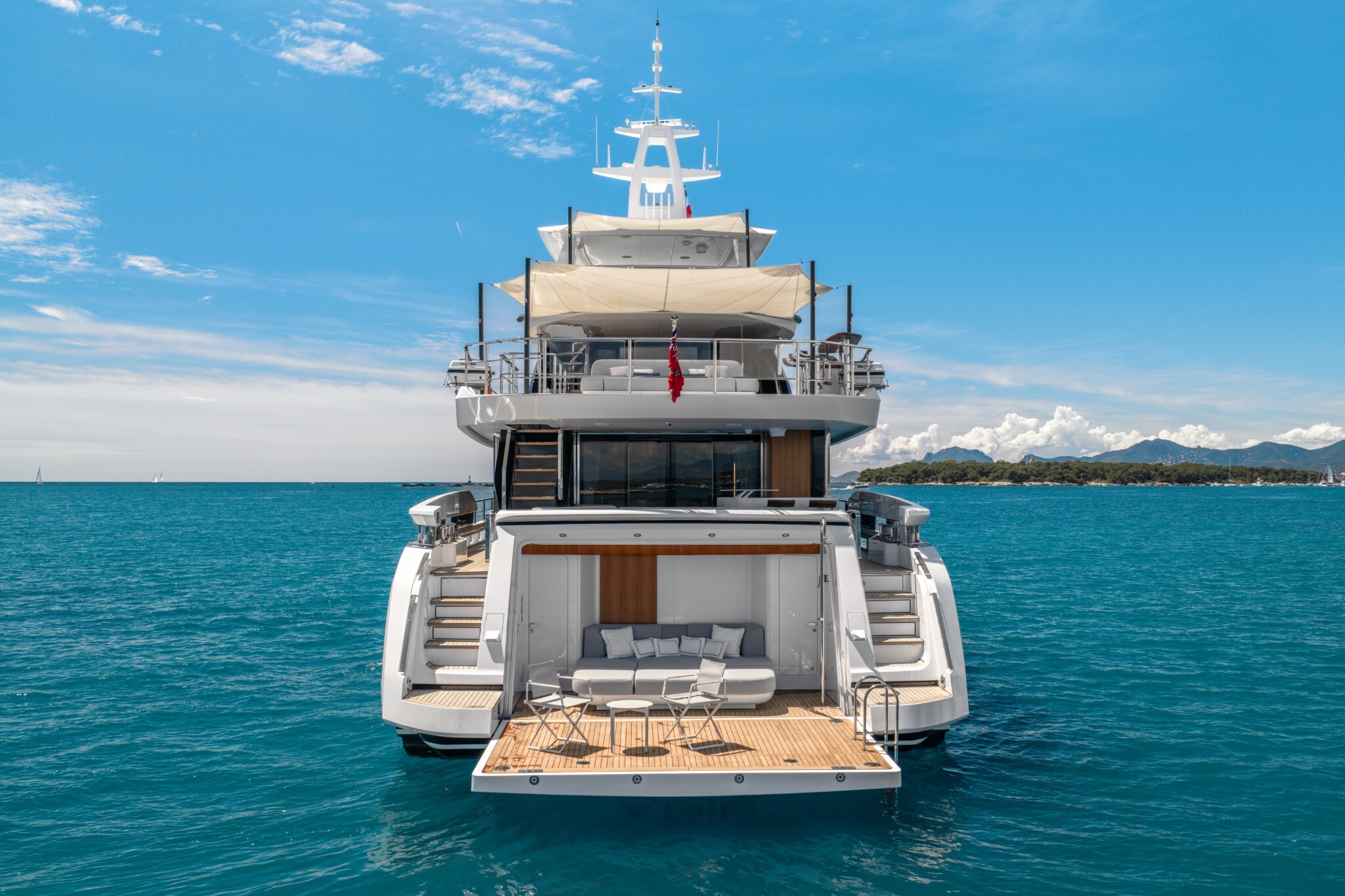 ABIE motor yacht for Sale by Fraser Yachts, built by AZIMUT YACHTS