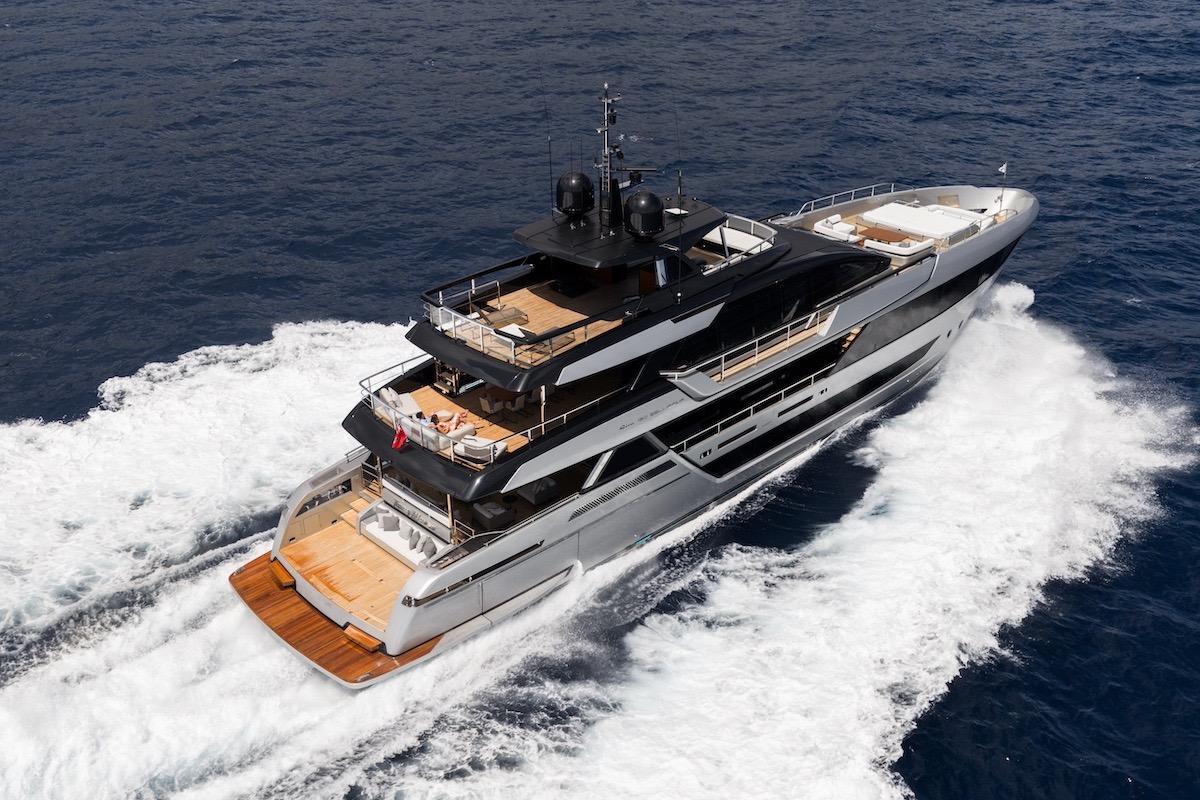 TASTY WAVES-3-1bmgMIJz.jpg