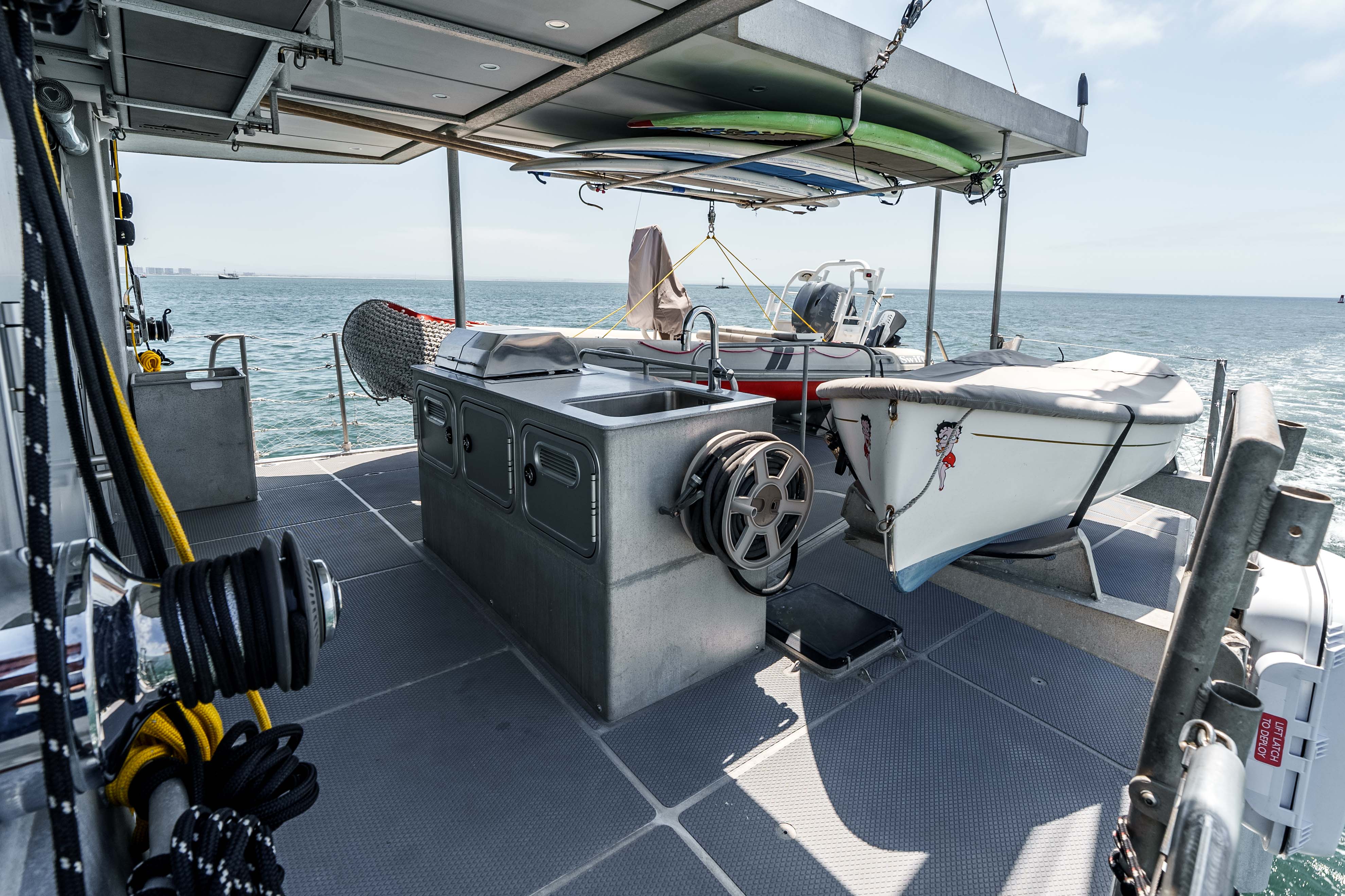 UGLY BETTY motor yacht for Sale by Fraser Yachts, built by CIRCA MARINE