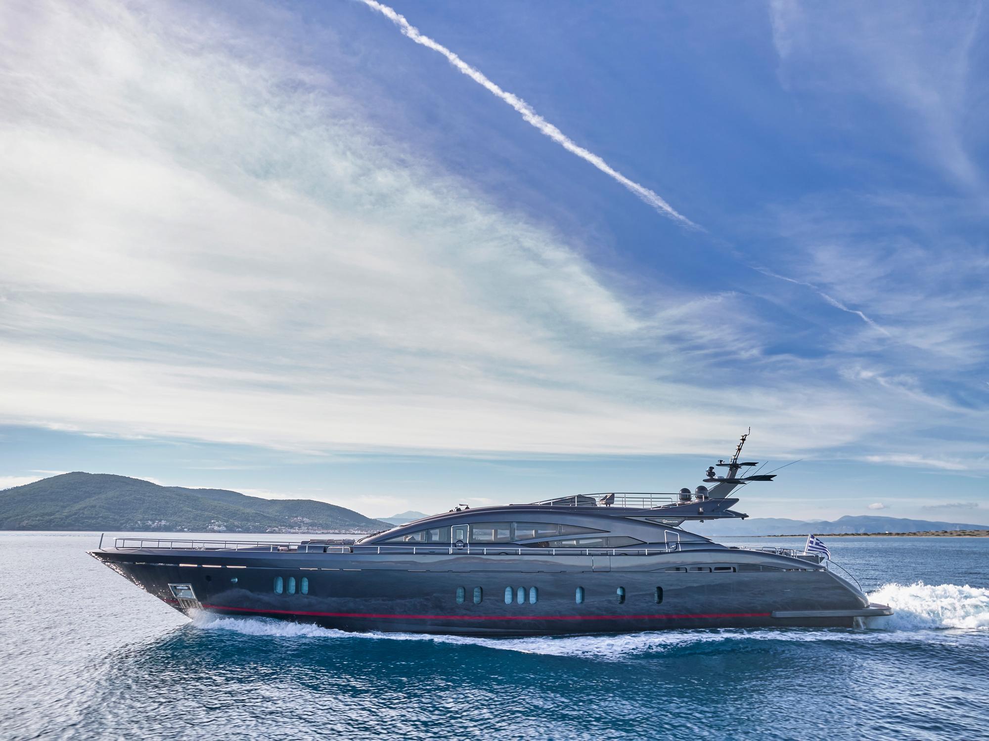 Aboard O'PATI a 129ft (39.47m) luxury motor yacht for Sale available with Fraser Yachts, built by GOLDEN YACHTS LTD. in 2011