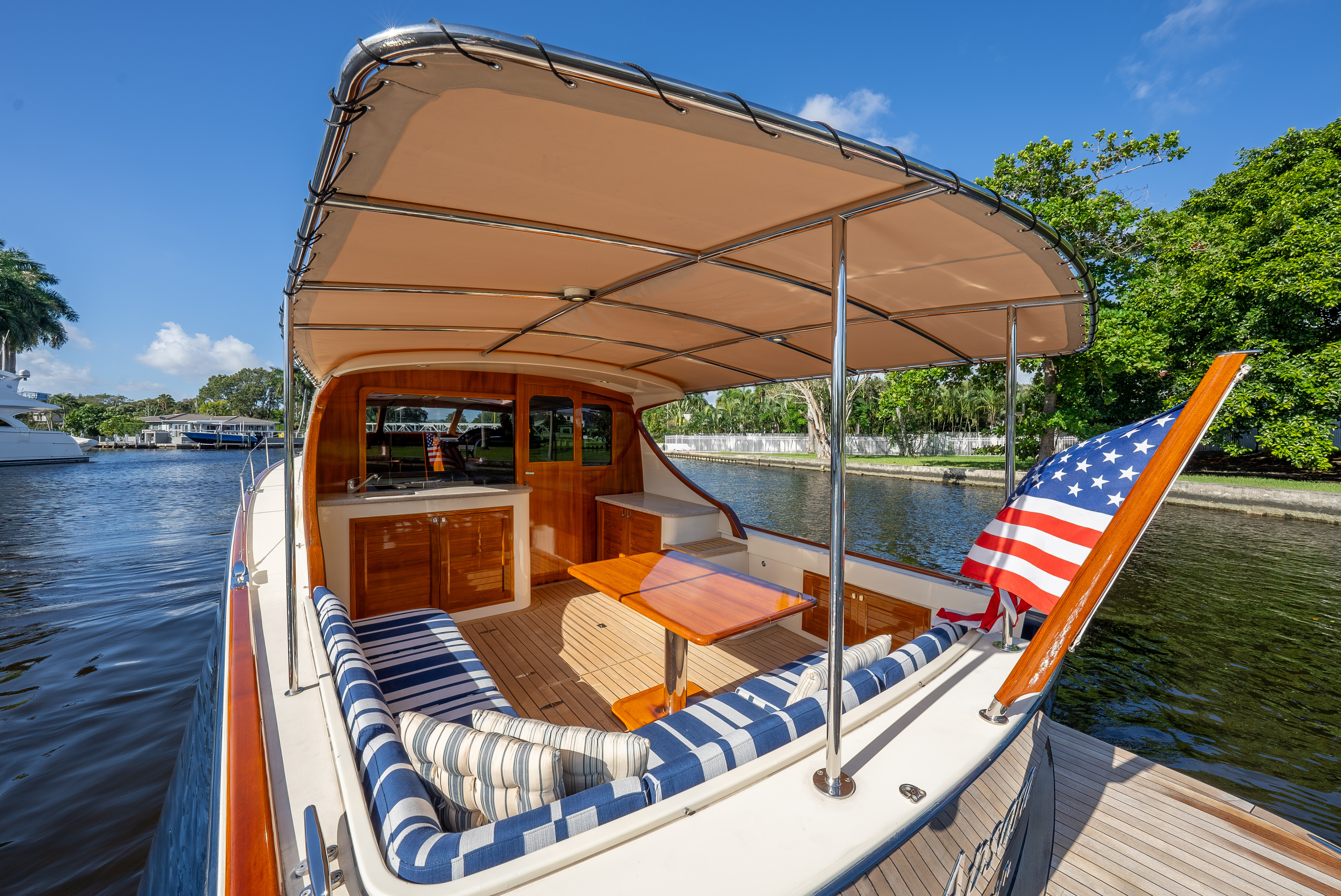 APSARA motor yacht for Sale by Fraser Yachts, built by PALM BEACH MOTOR YACHTS