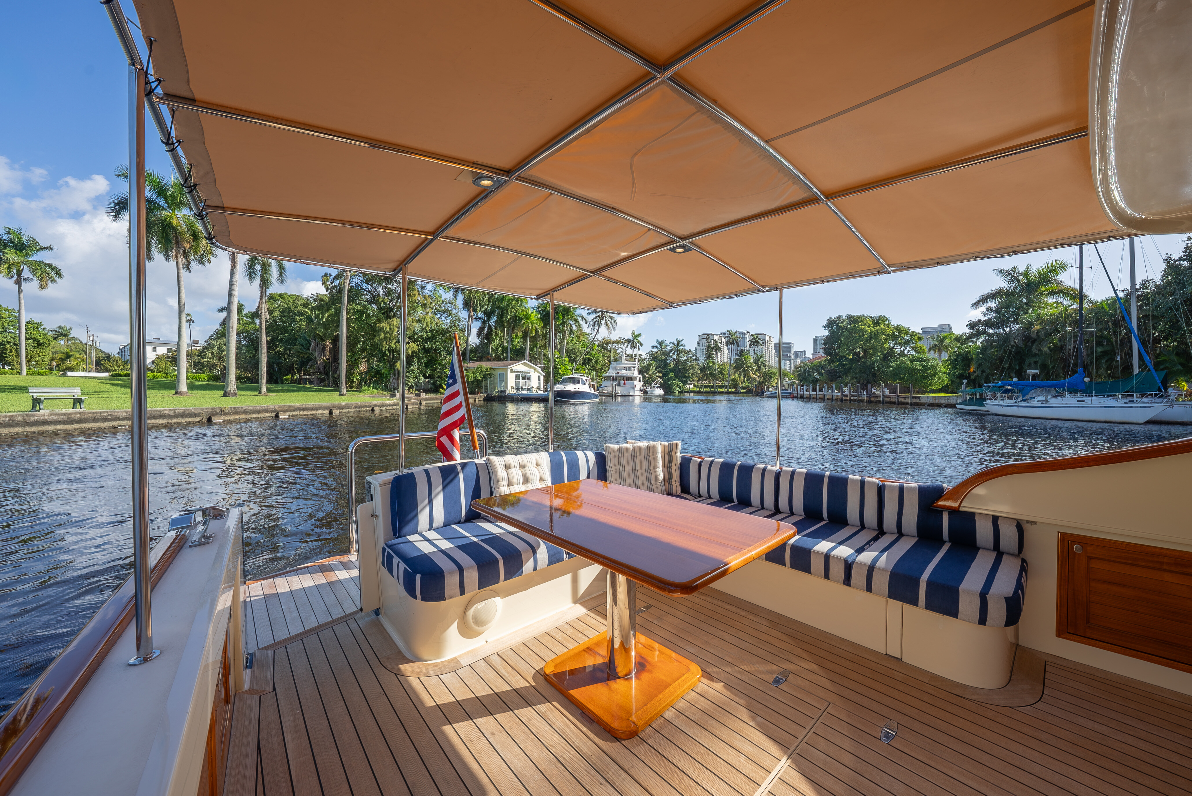 APSARA motor yacht for Sale by Fraser Yachts, built by PALM BEACH MOTOR YACHTS