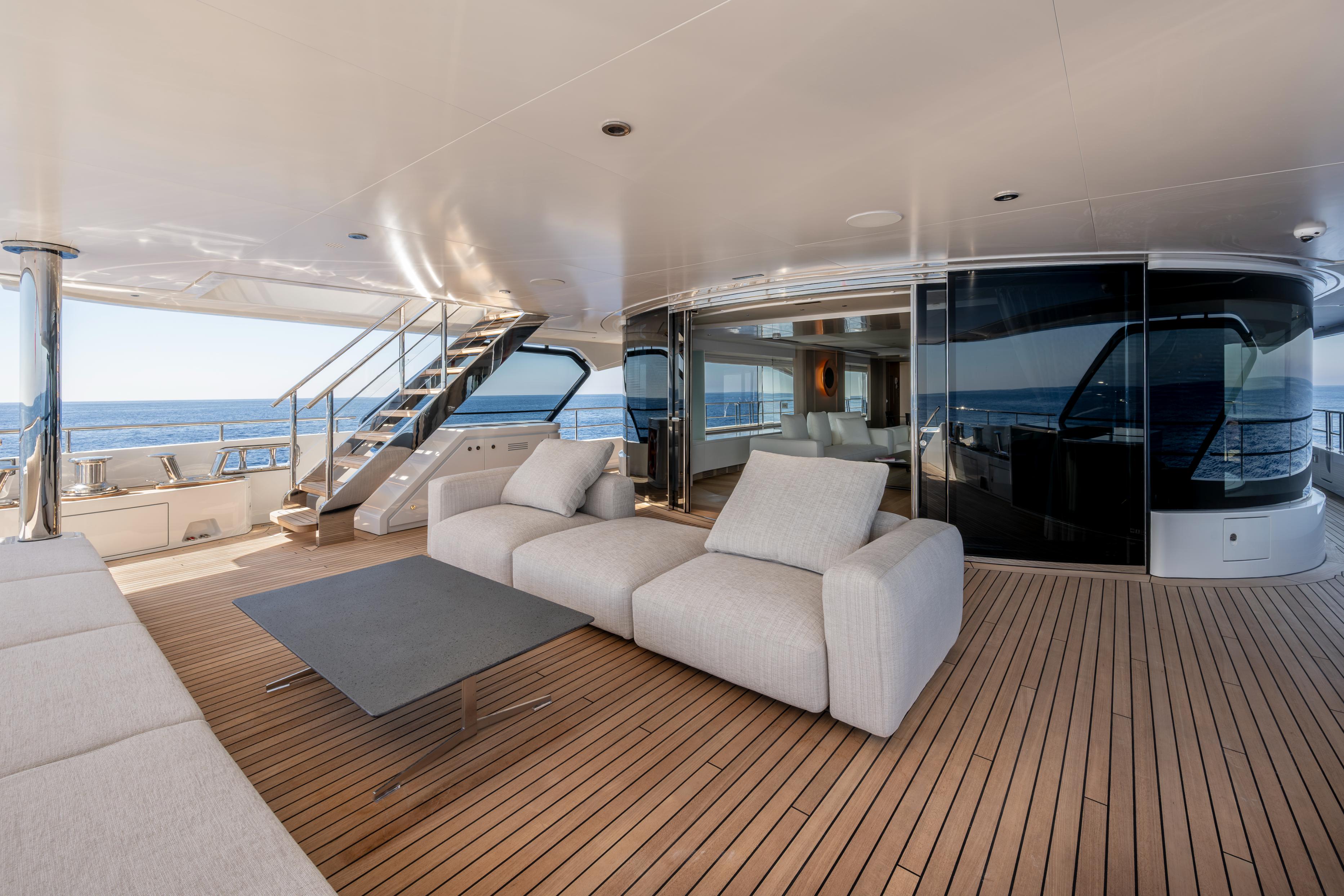 LUMINA motor yacht for Sale by Fraser Yachts, built by BENETTI